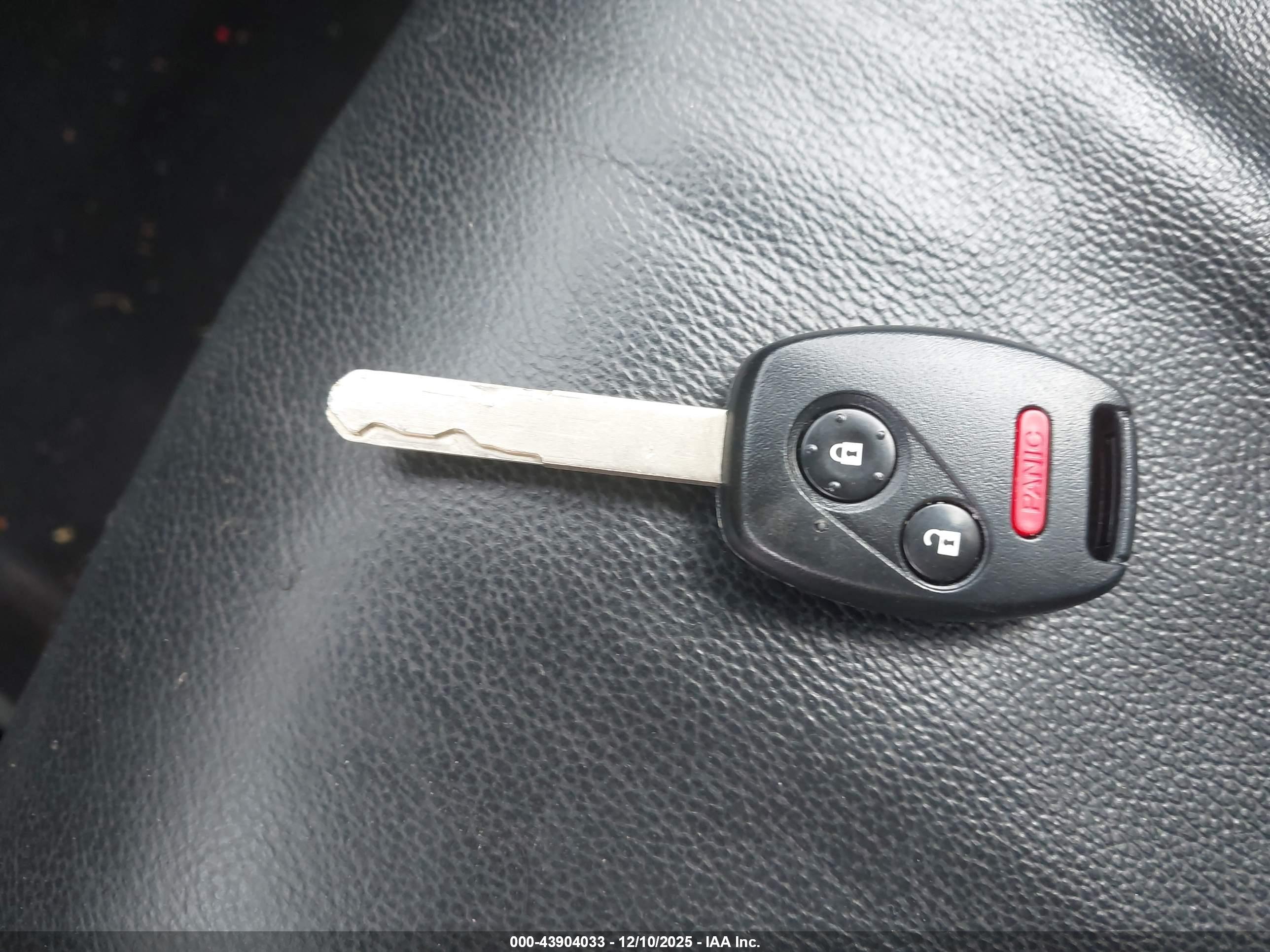 HONDA CR-V image 11