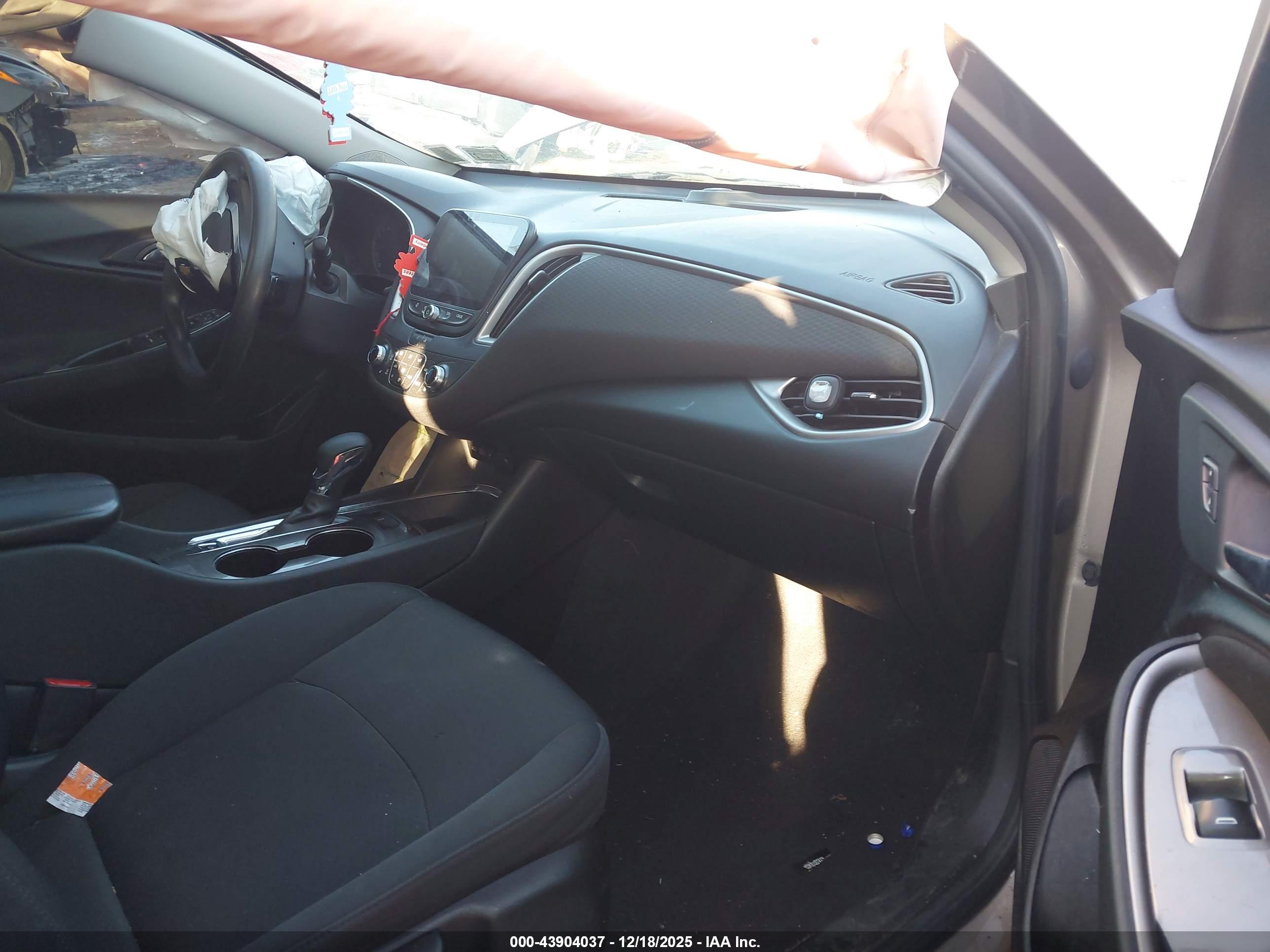 CHEVROLET MALIBU image 5