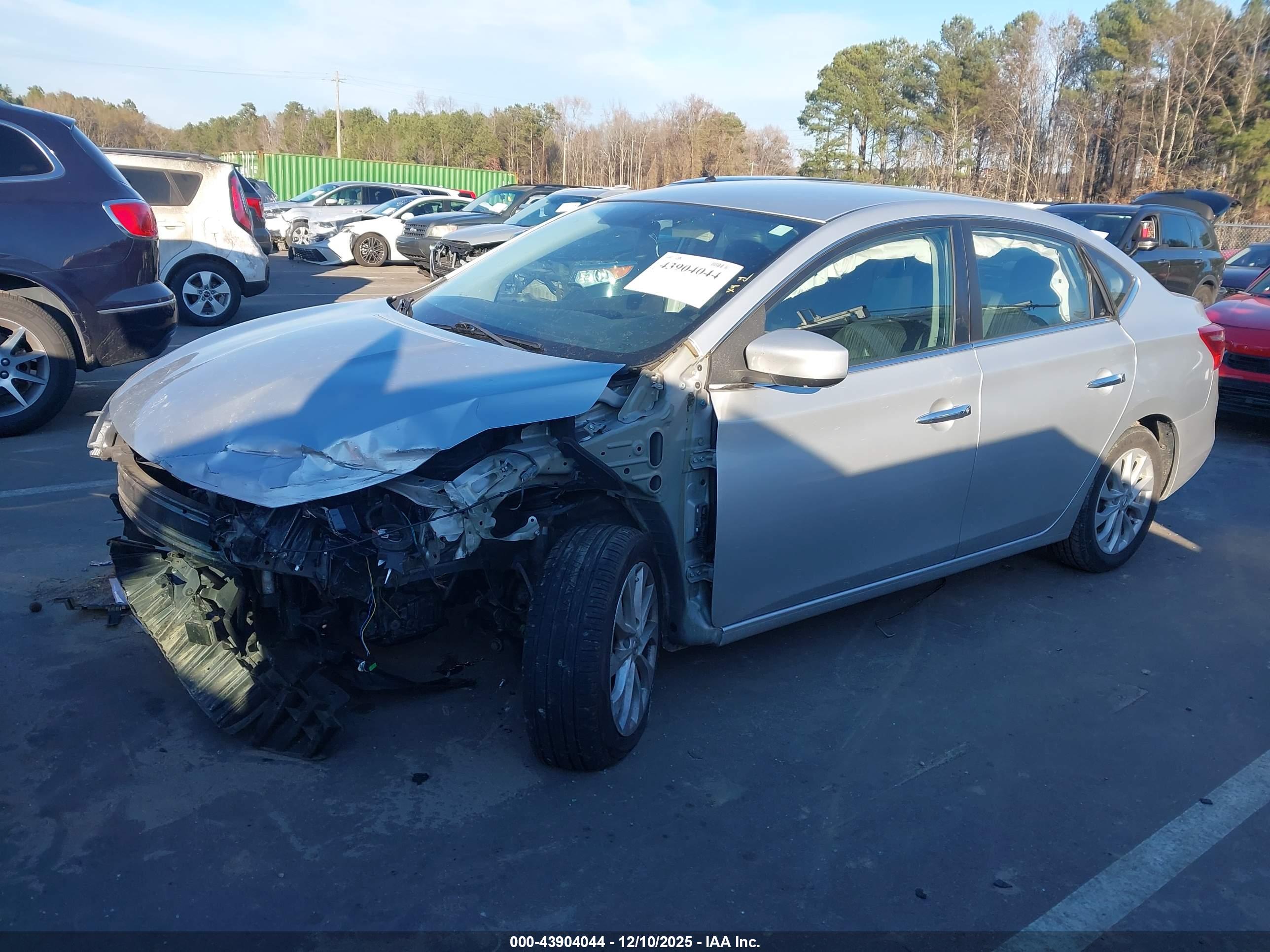 NISSAN SENTRA image 2