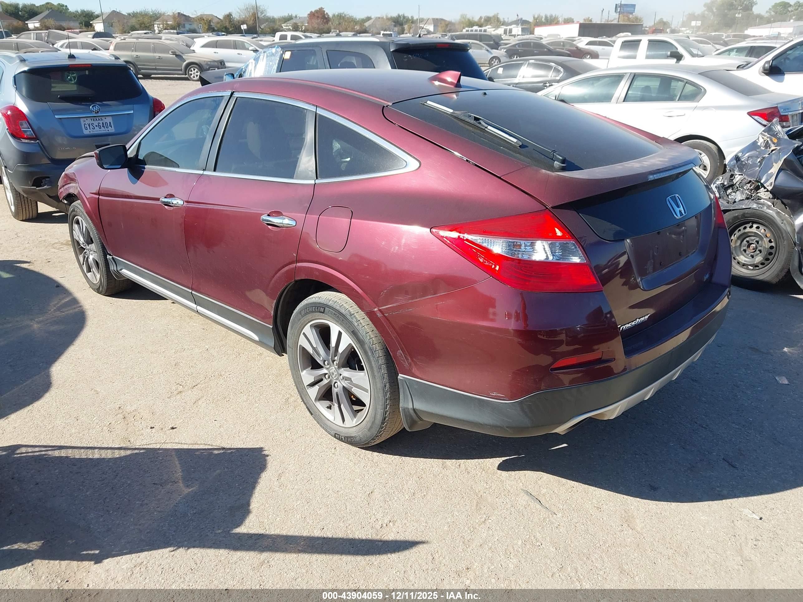 HONDA CROSSTOUR image 3