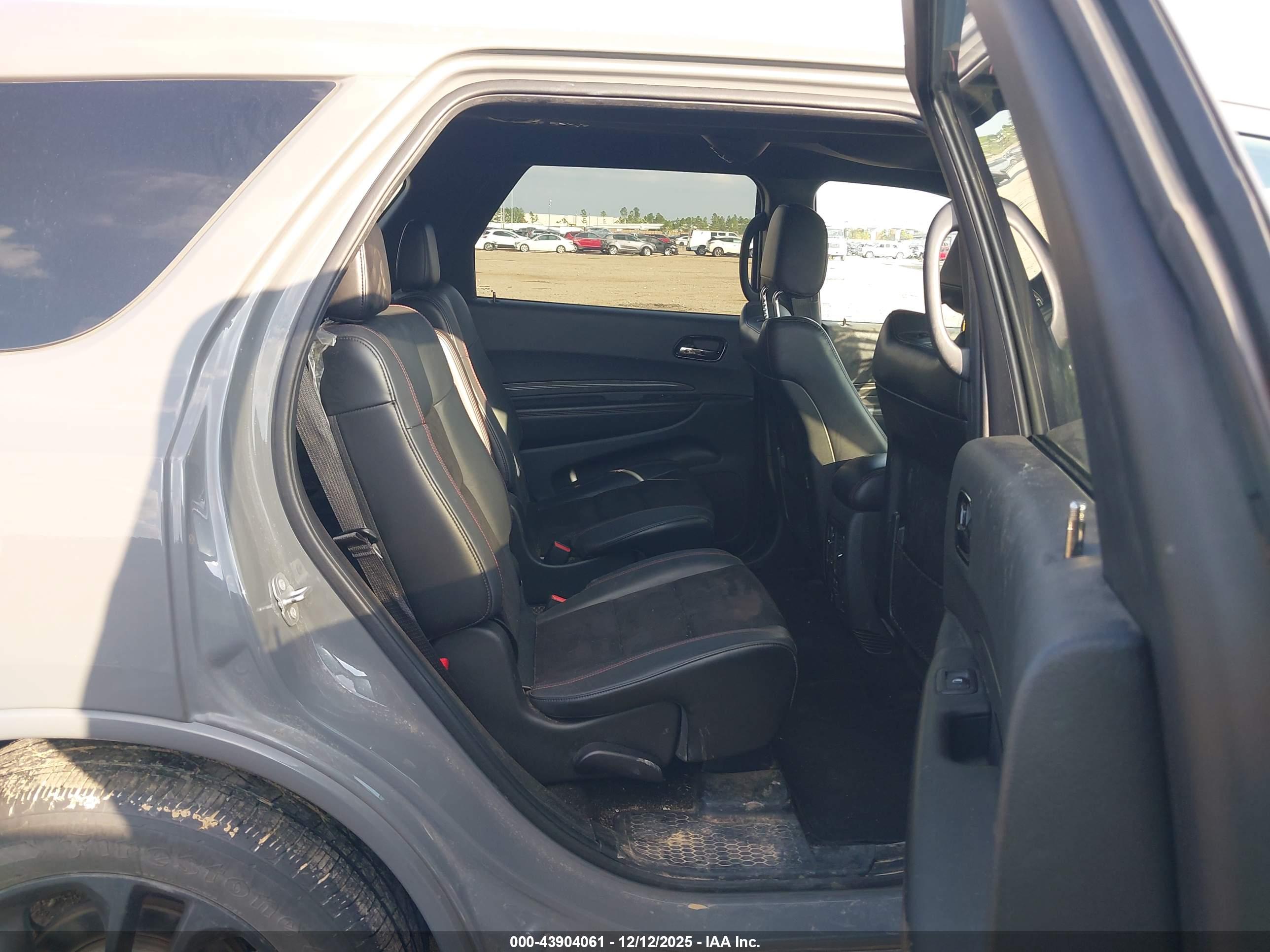 DODGE DURANGO image 8