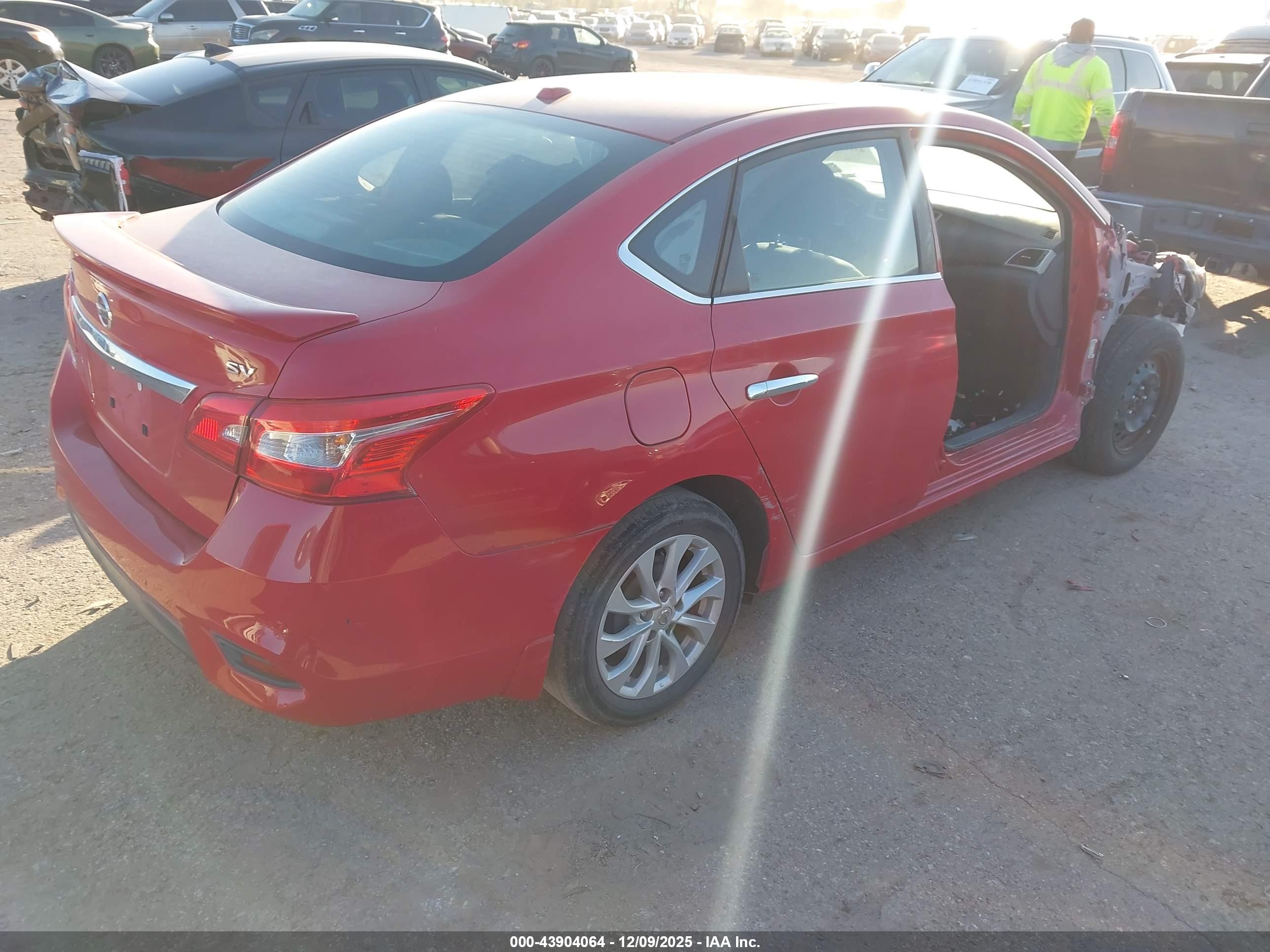NISSAN SENTRA image 4