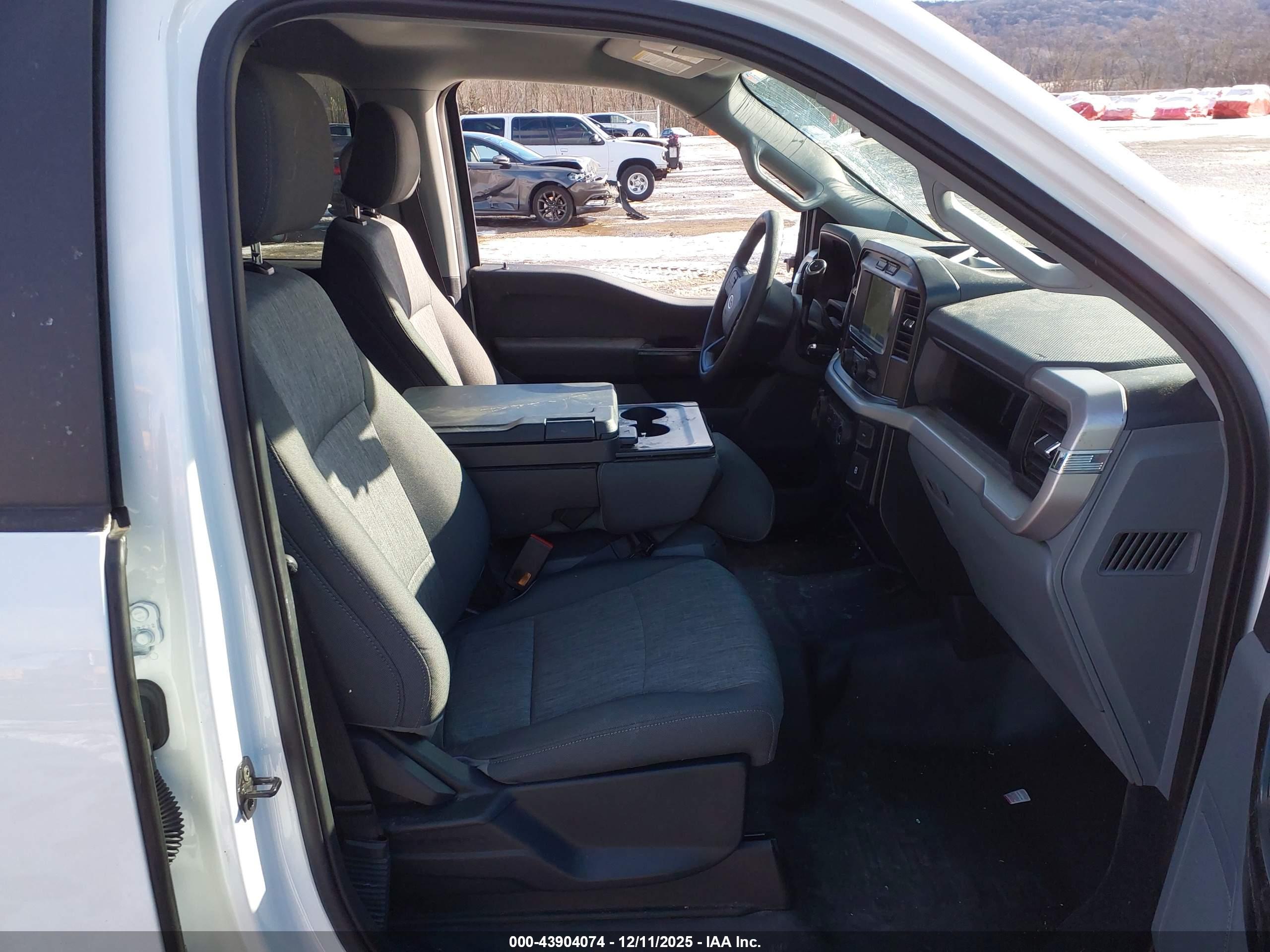FORD F-150 image 5