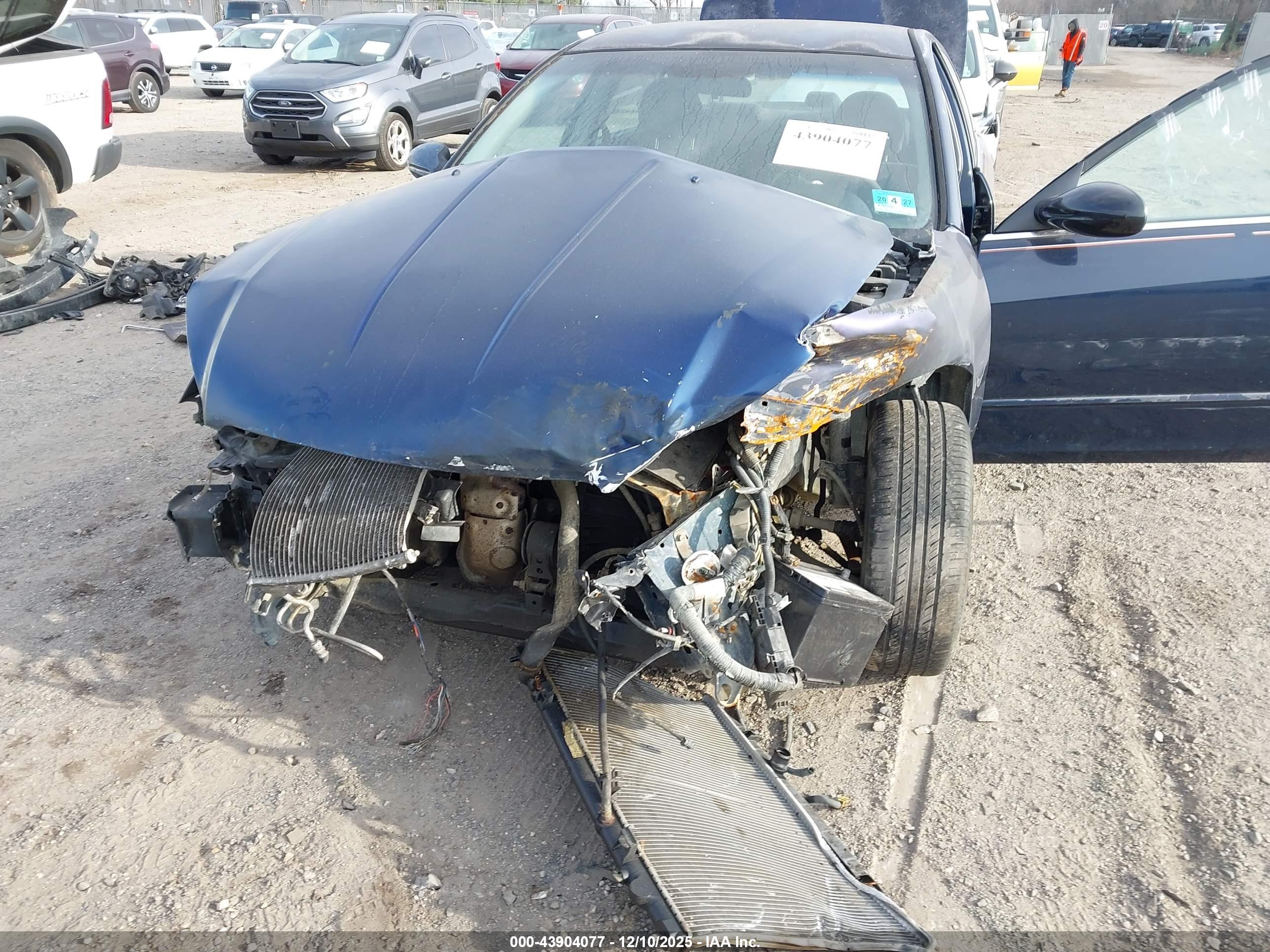 NISSAN ALTIMA image 6