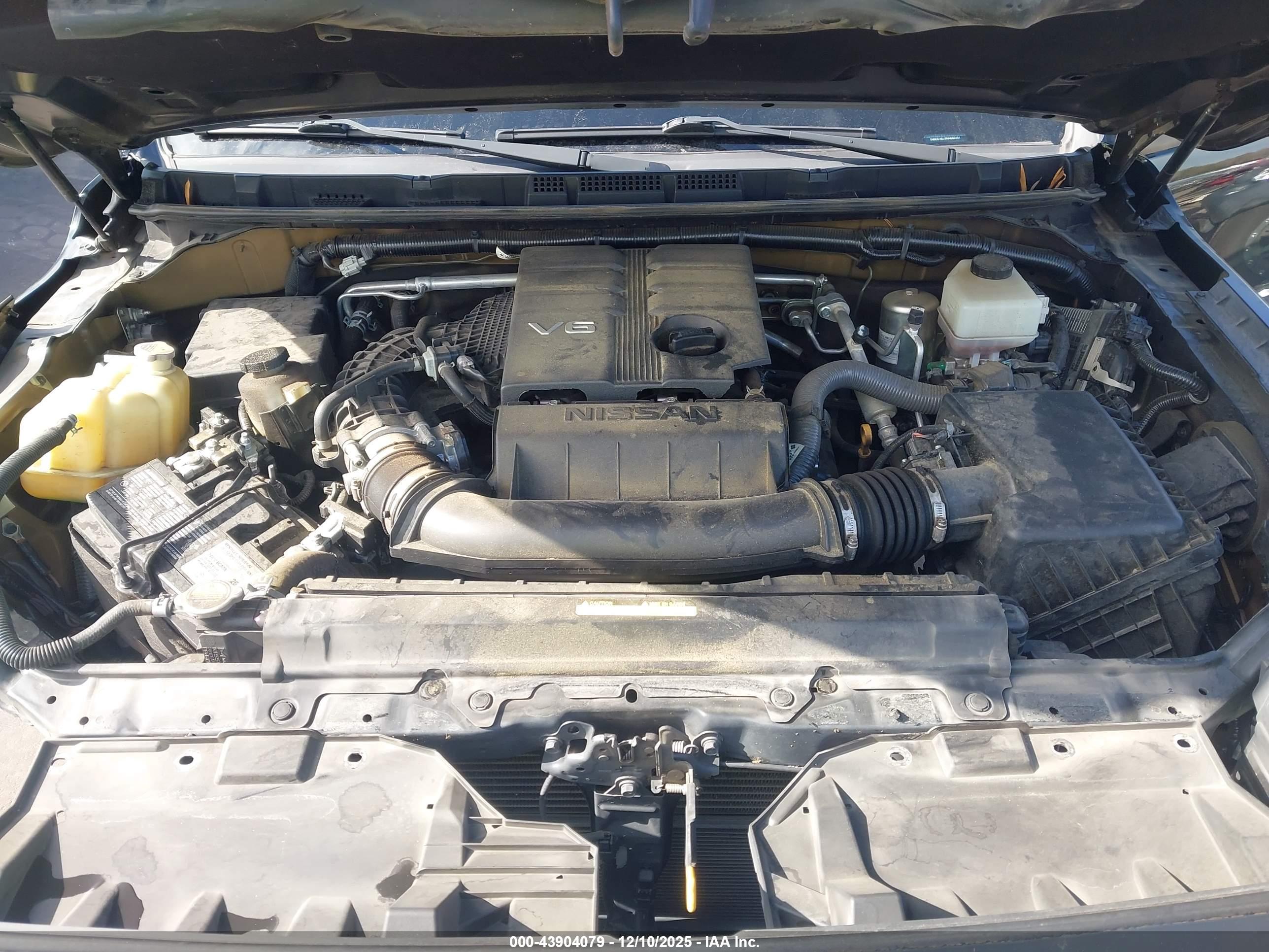 NISSAN FRONTIER image 10