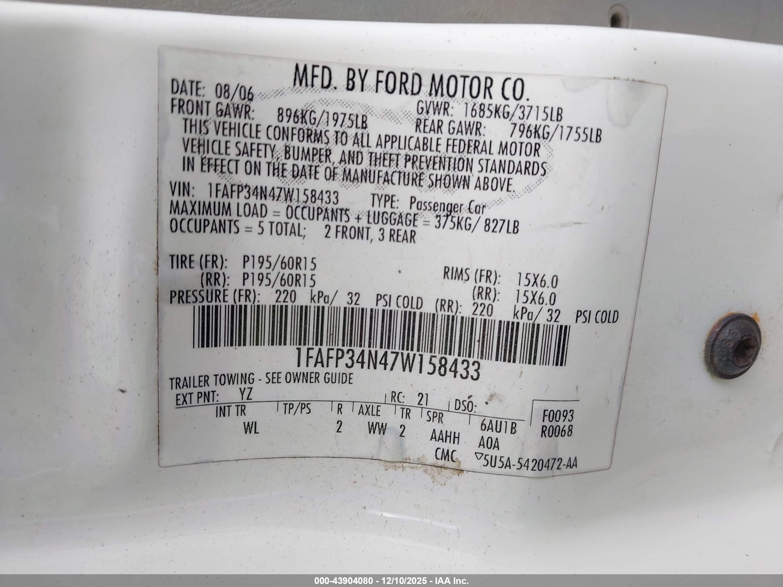FORD FOCUS image 9