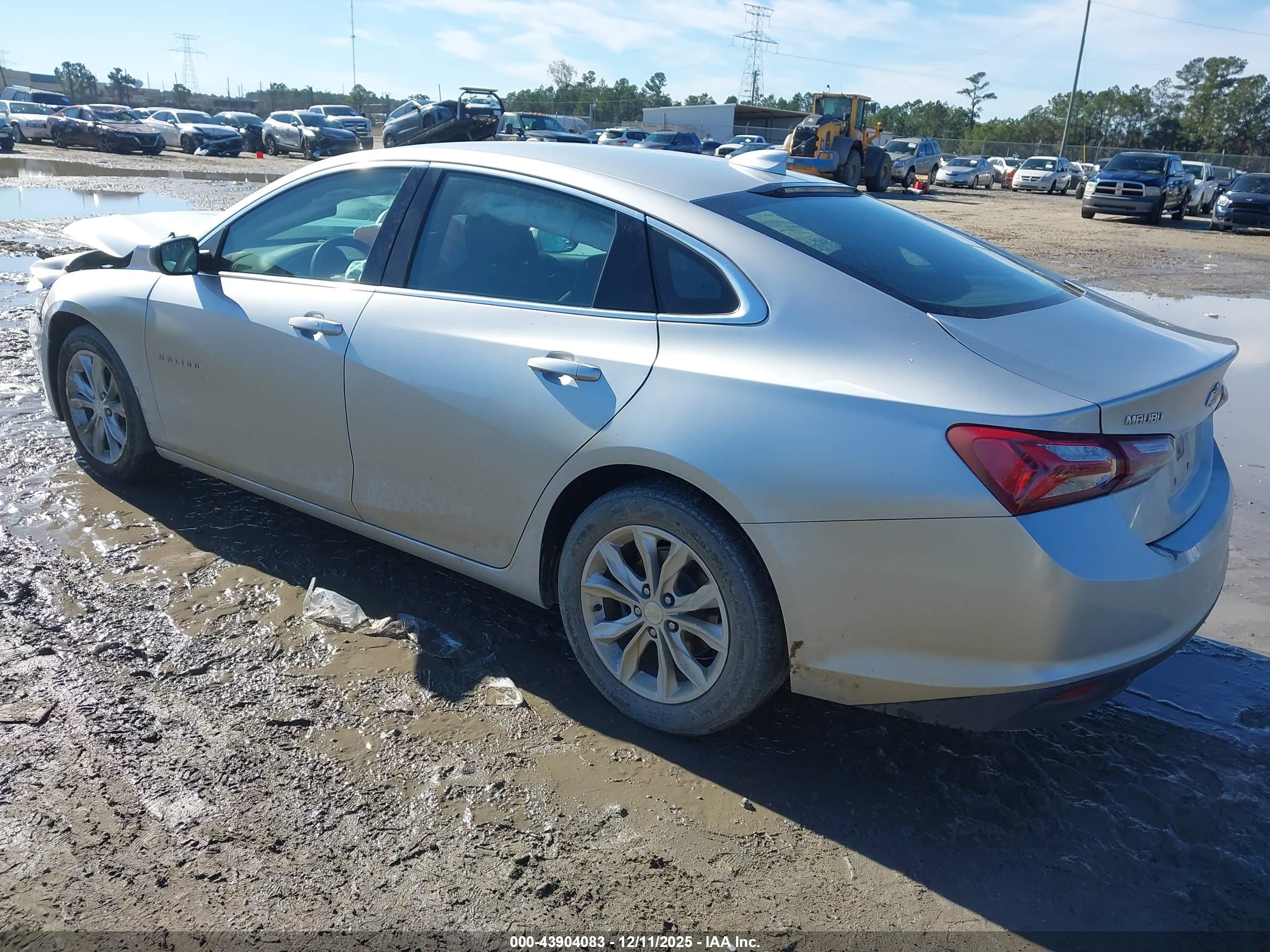 CHEVROLET MALIBU image 3