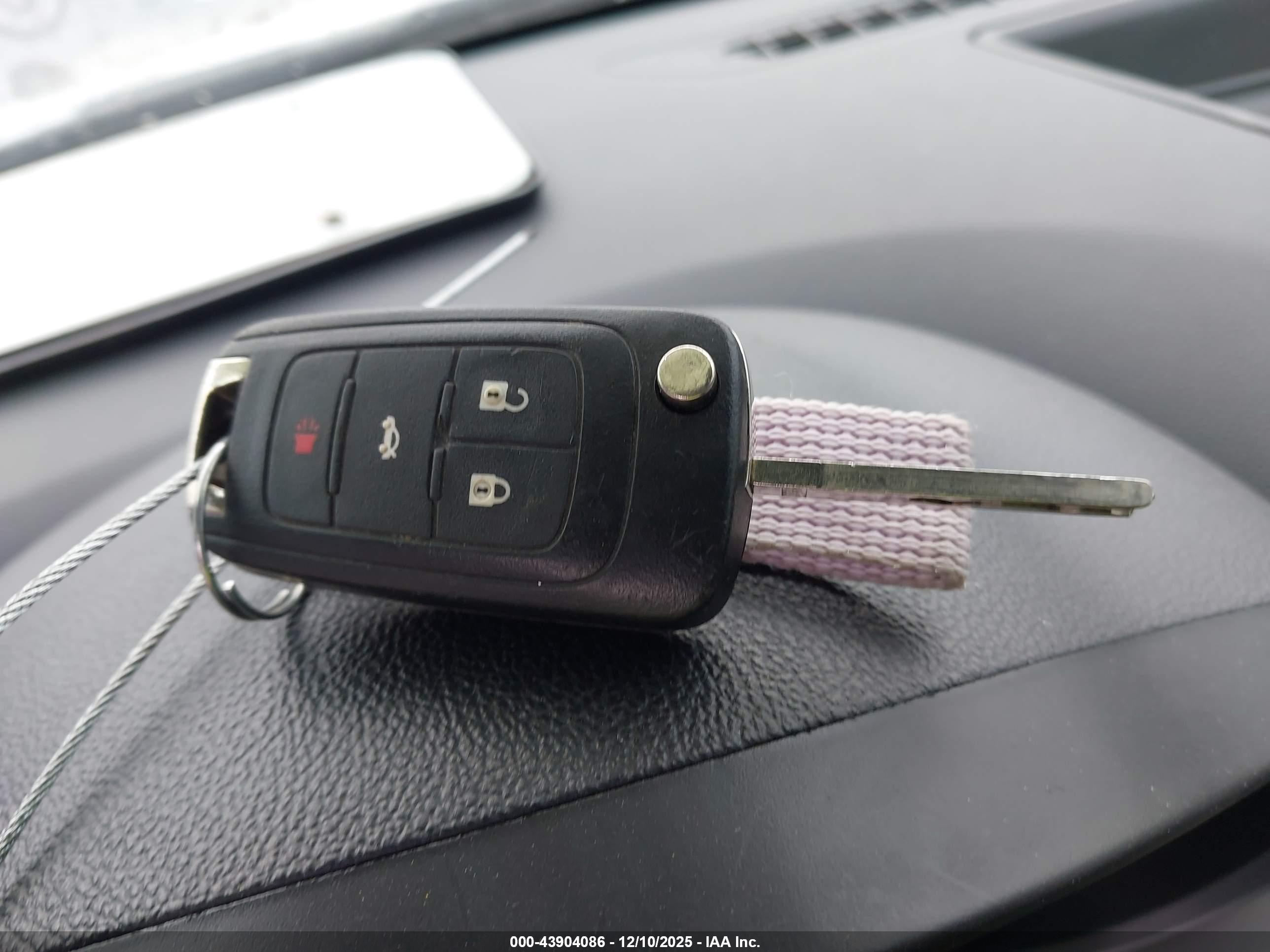 CHEVROLET CRUZE image 11