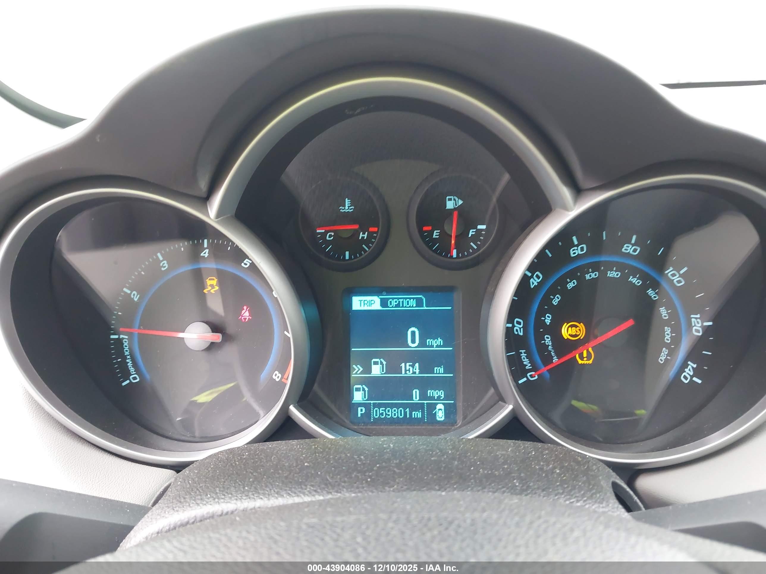 CHEVROLET CRUZE image 7