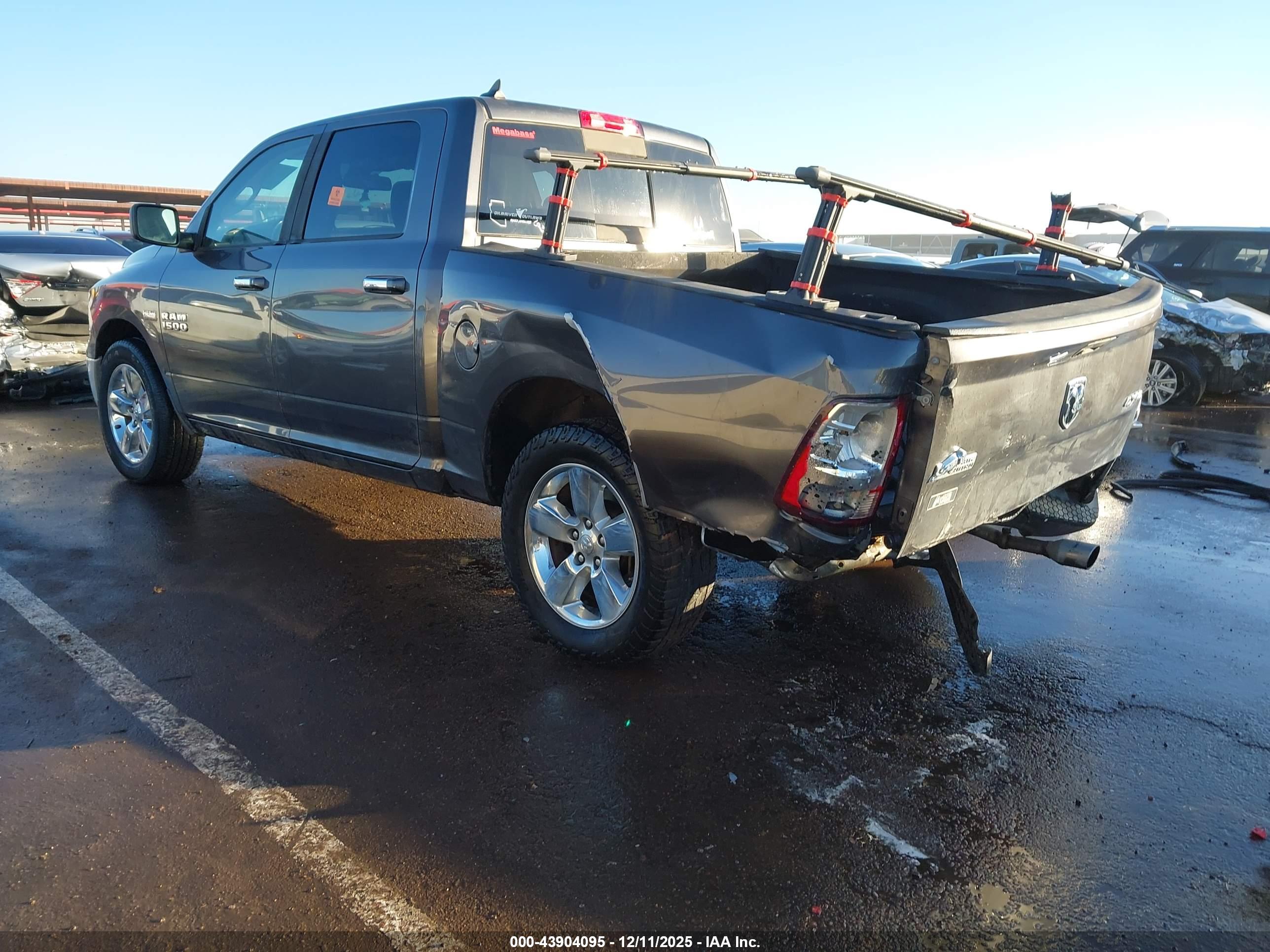 RAM 1500 image 3