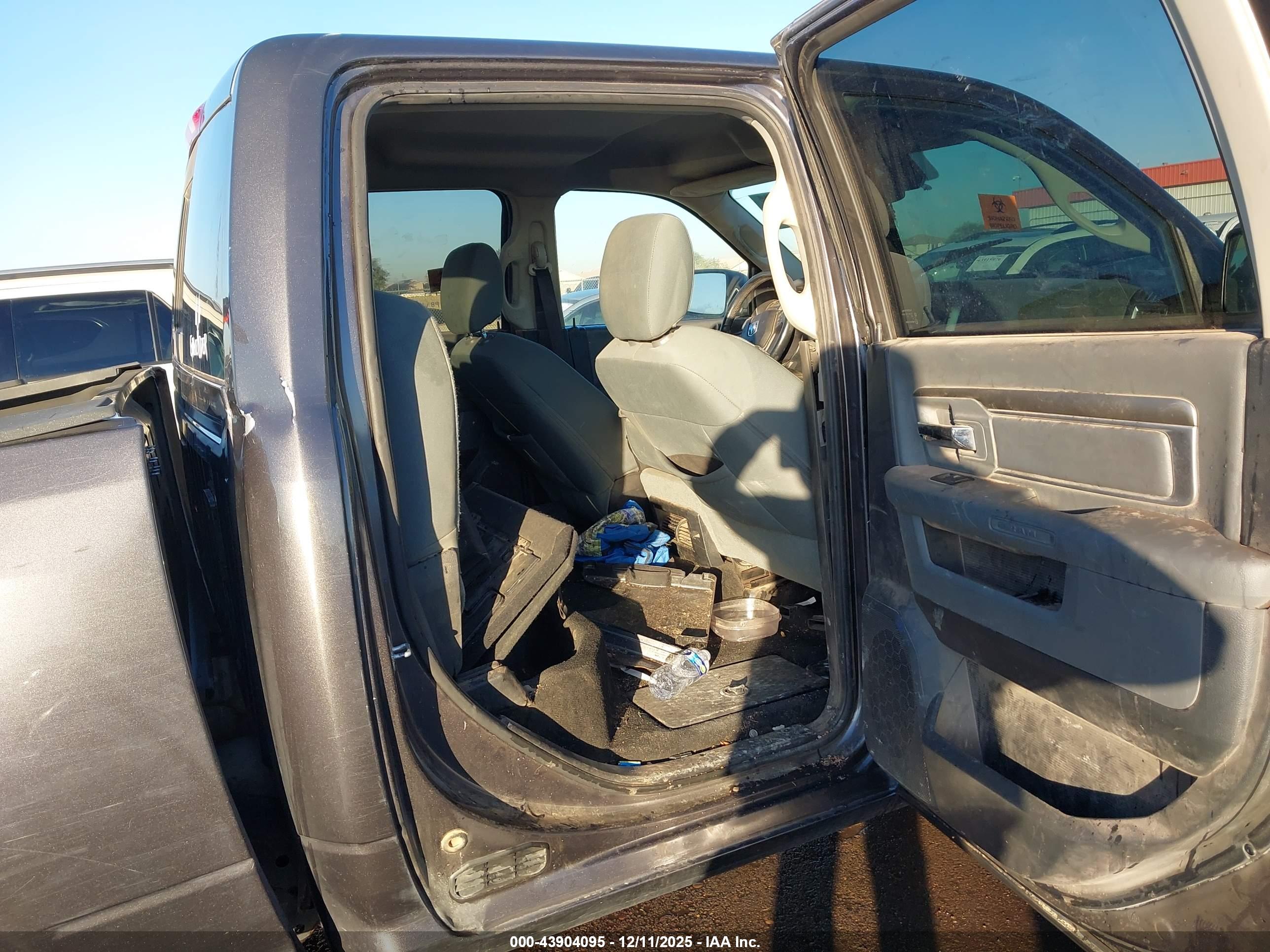 RAM 1500 image 8