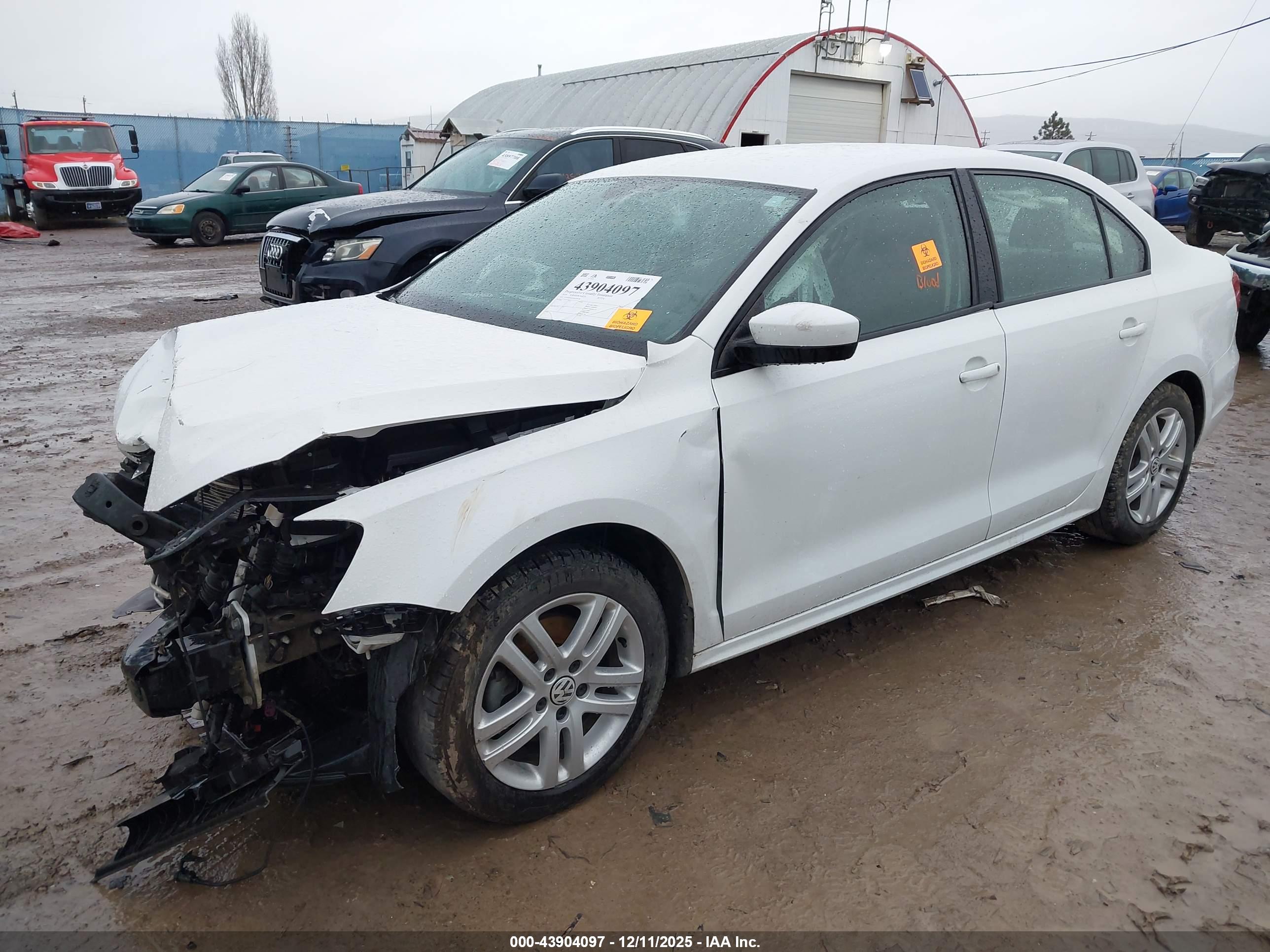 VOLKSWAGEN JETTA image 2