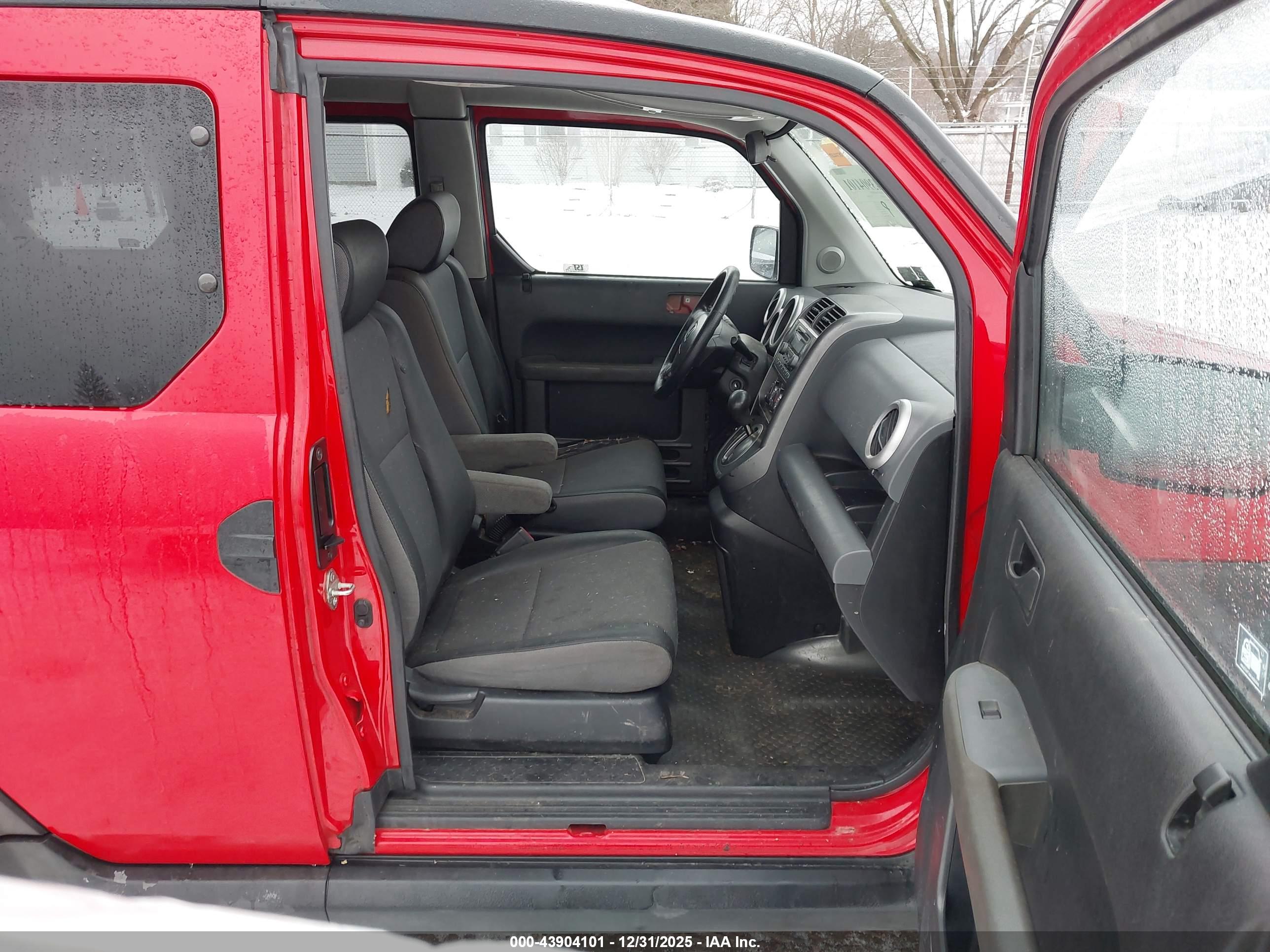 HONDA ELEMENT image 5