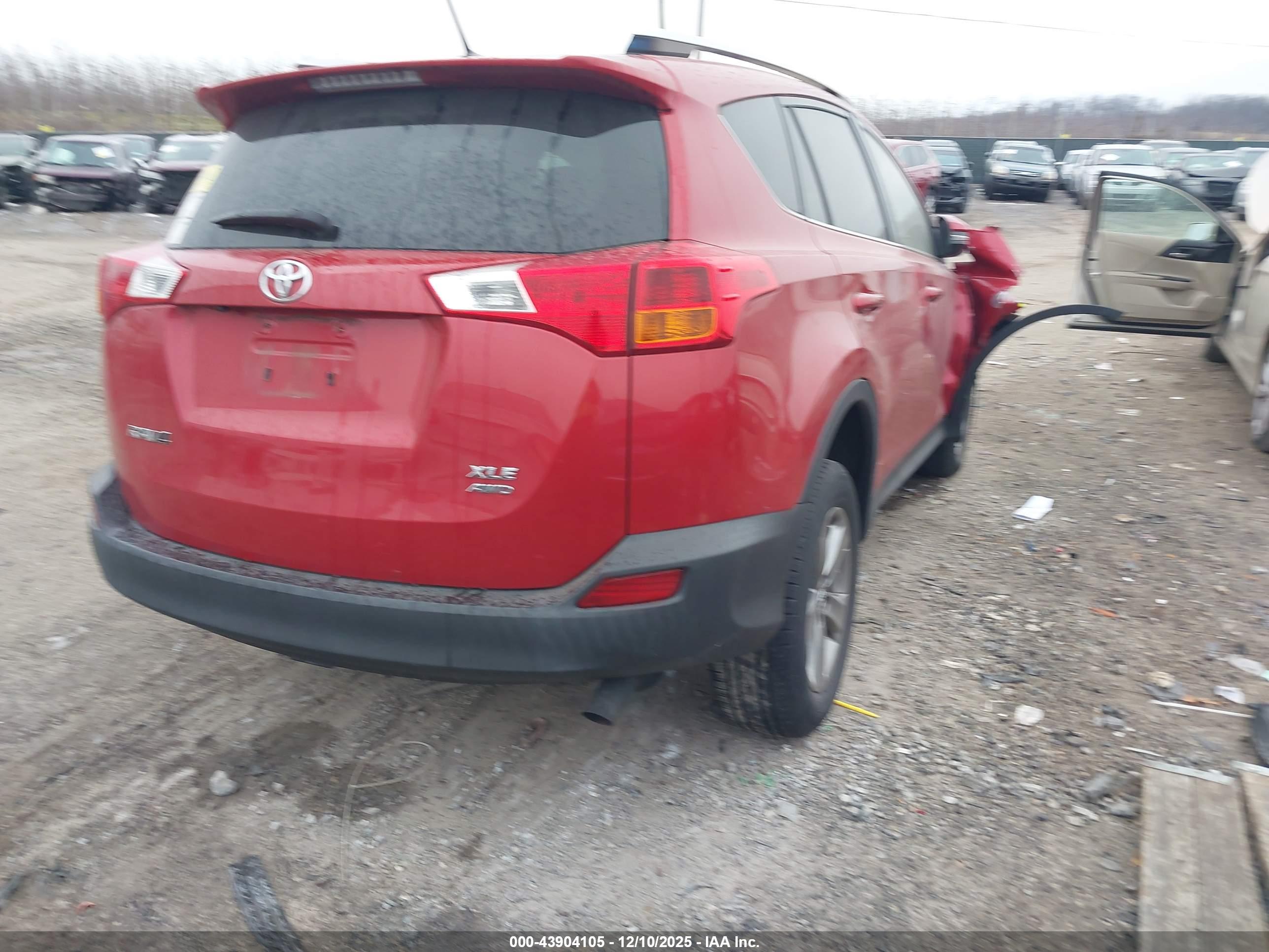 TOYOTA RAV4 image 4