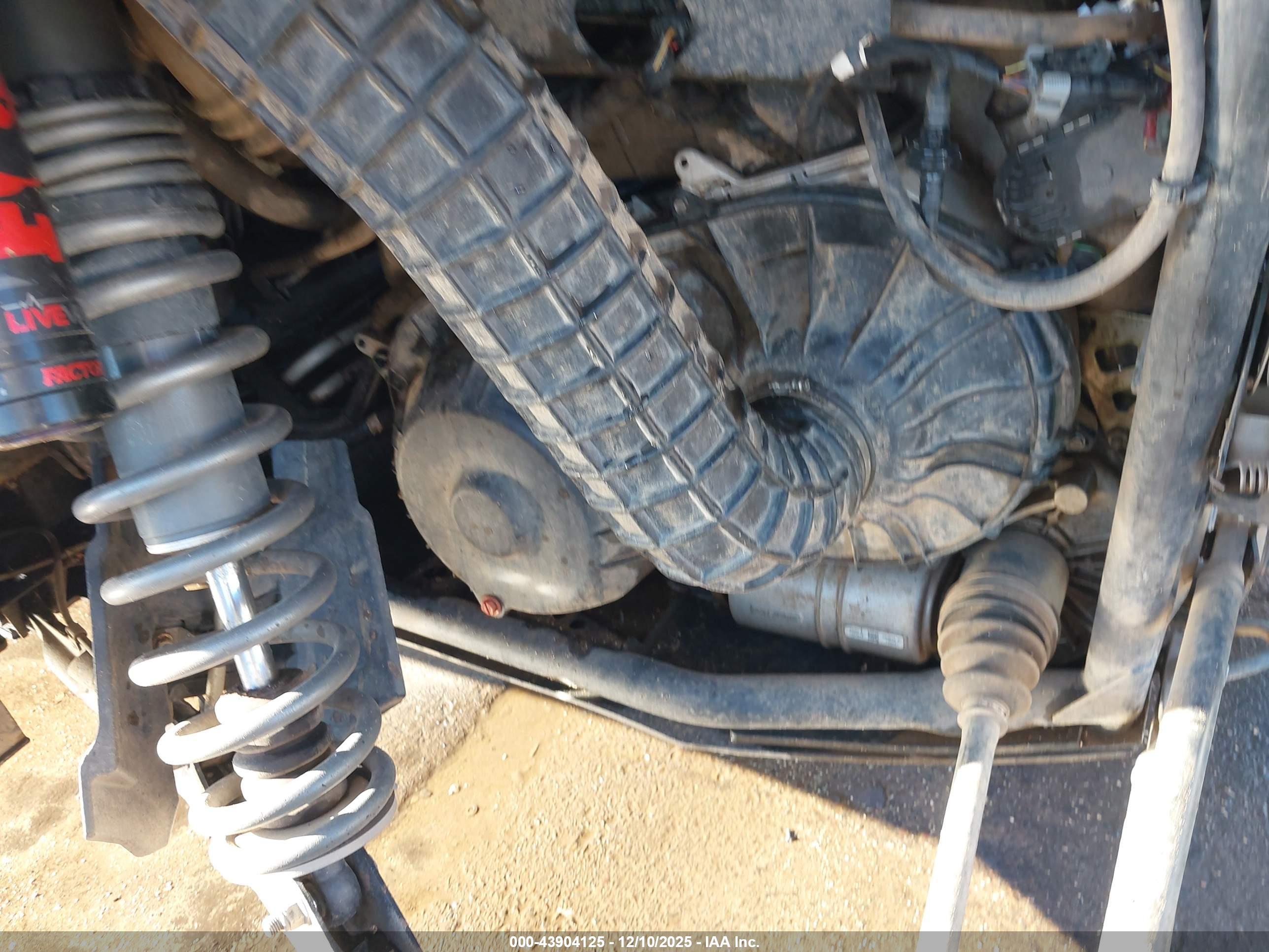 POLARIS RZR image 9