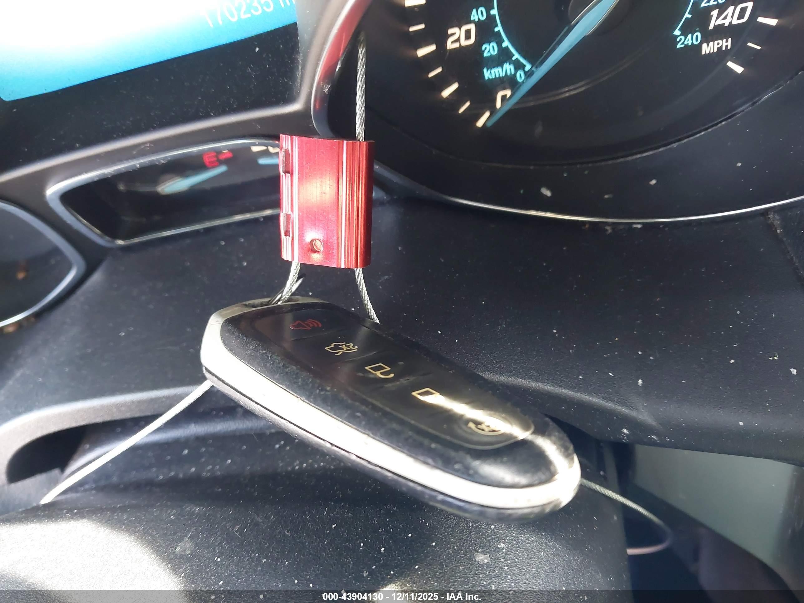 FORD ESCAPE image 11