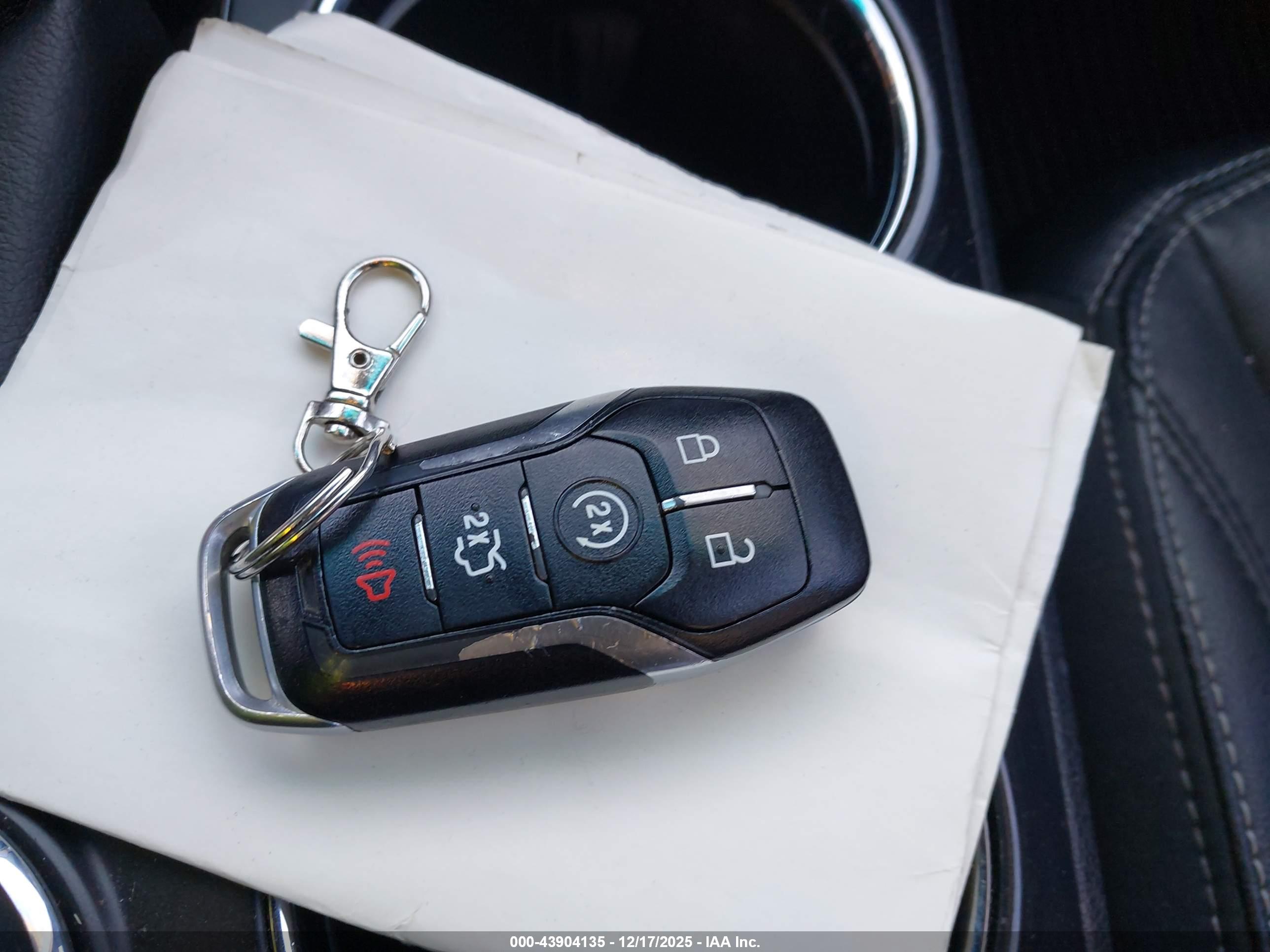 FORD EXPLORER image 11