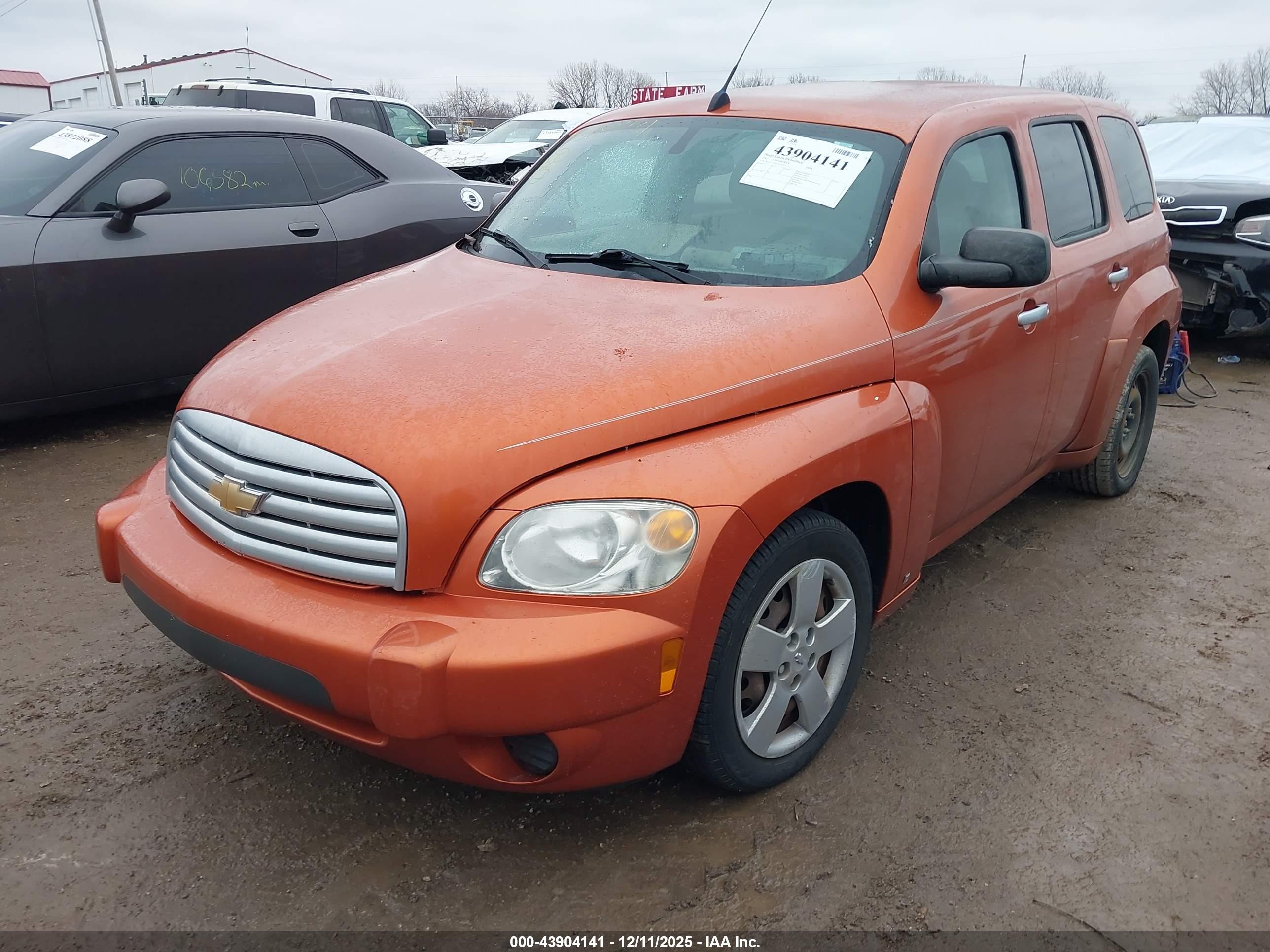 CHEVROLET HHR image 2