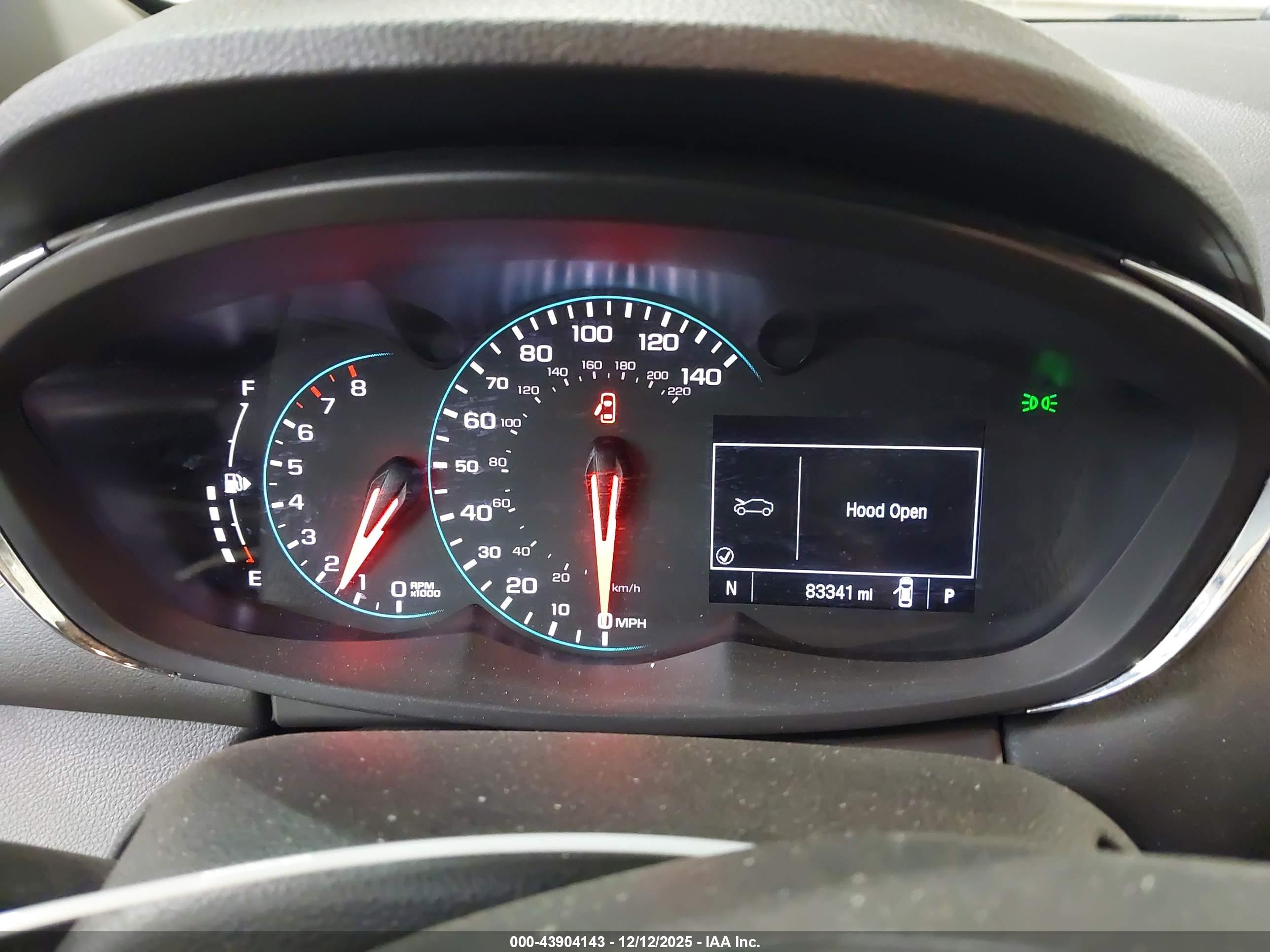 CHEVROLET TRAX image 7