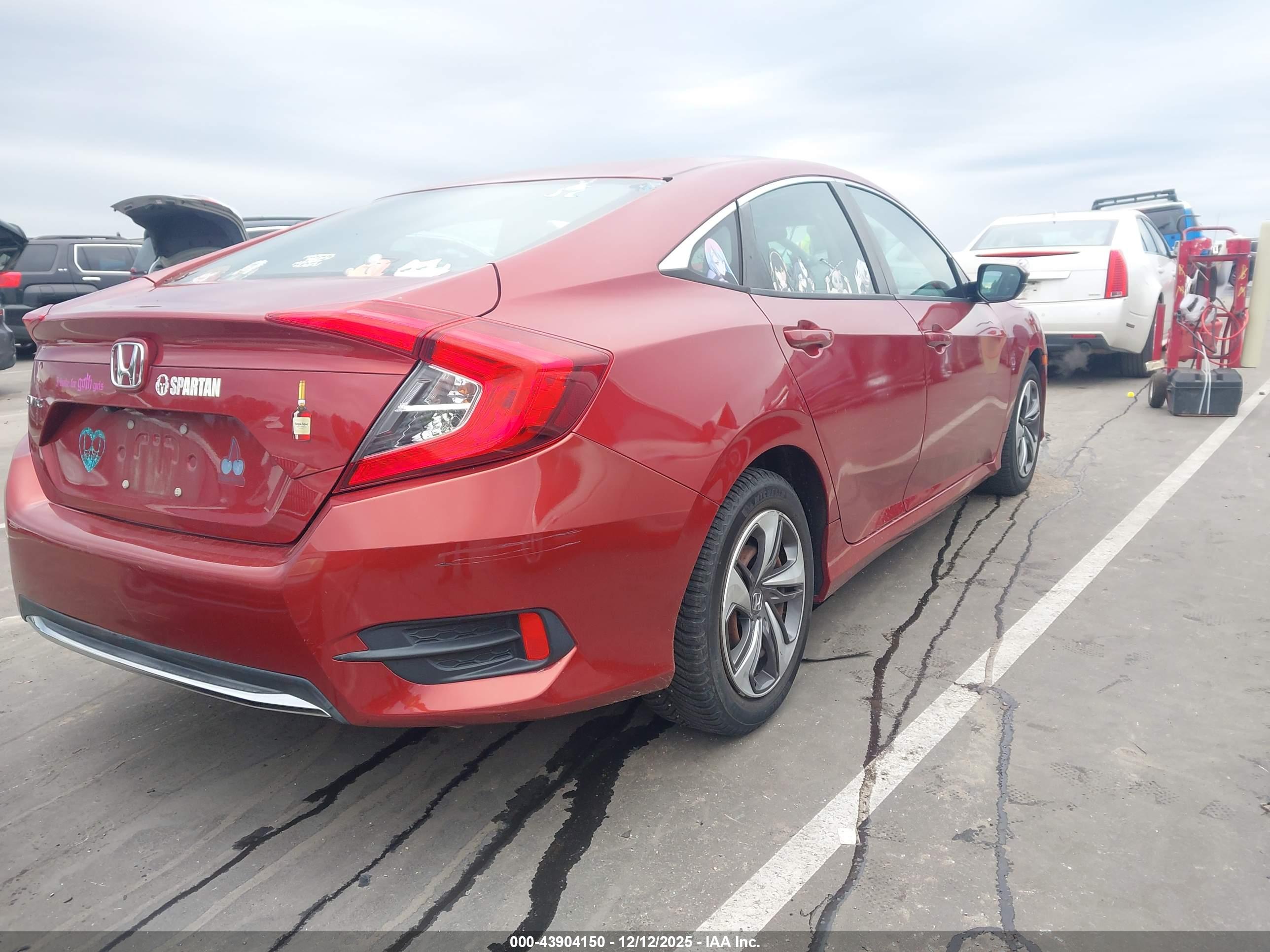 HONDA CIVIC image 4