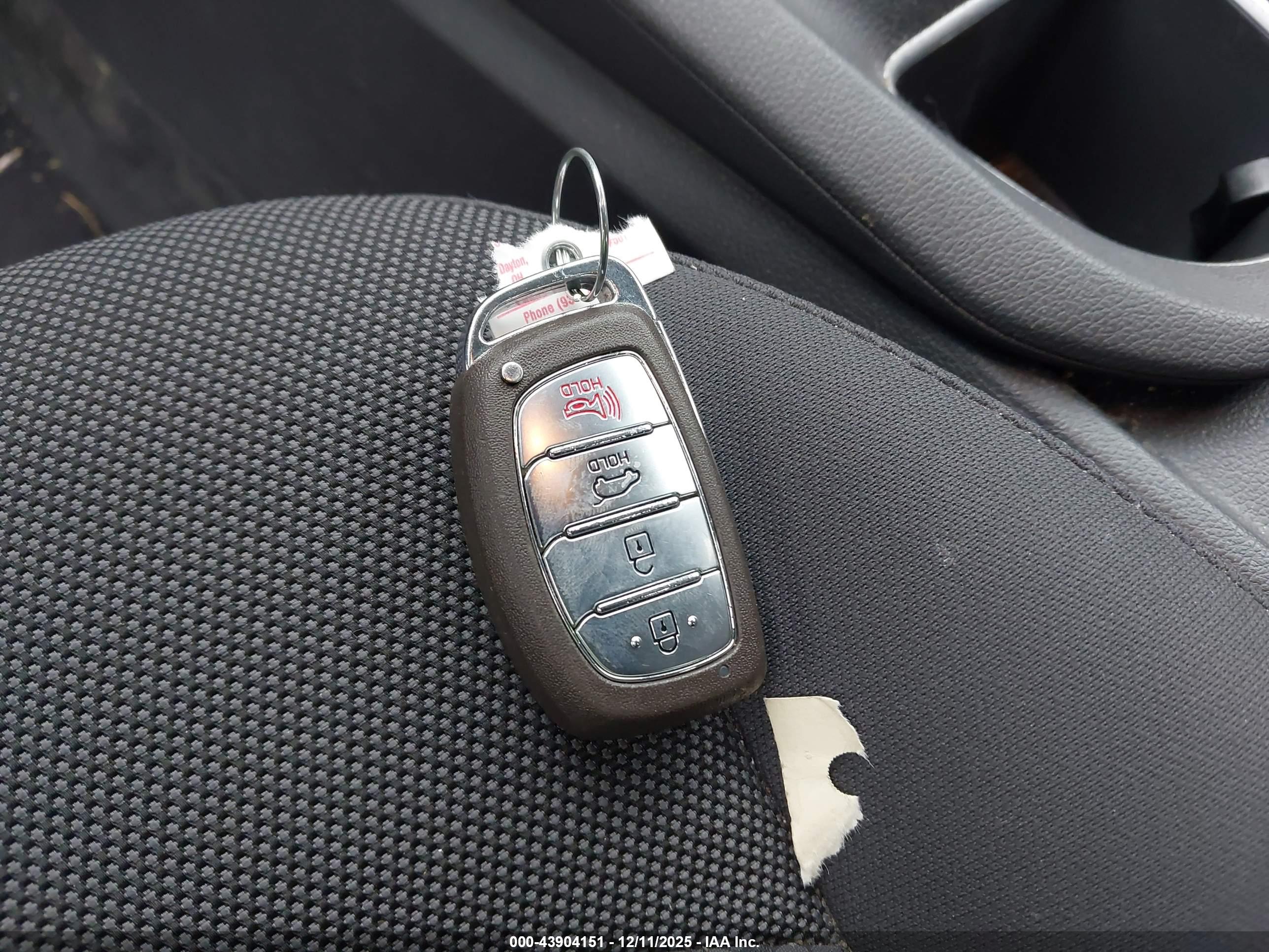 HYUNDAI IONIQ image 11