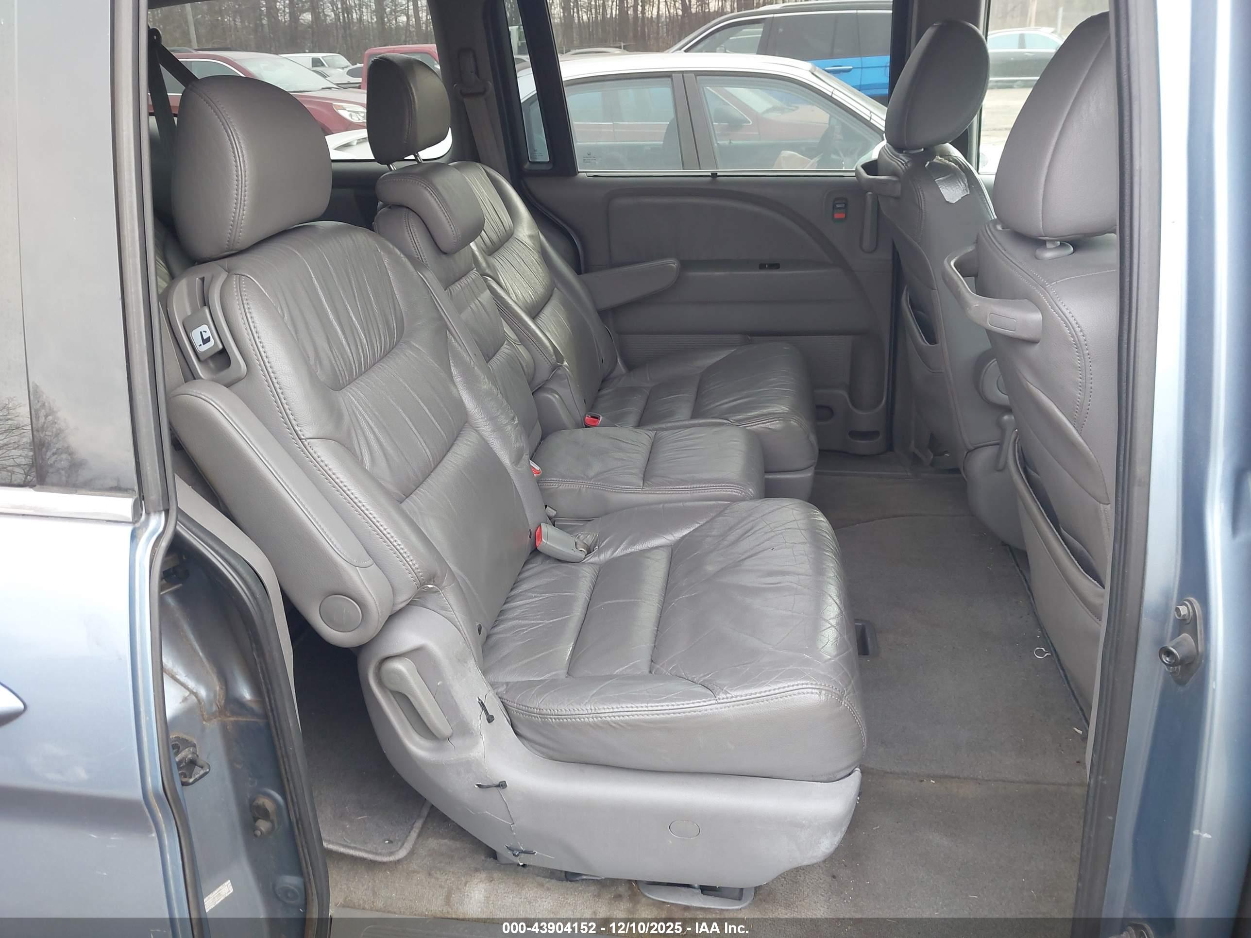 HONDA ODYSSEY image 8