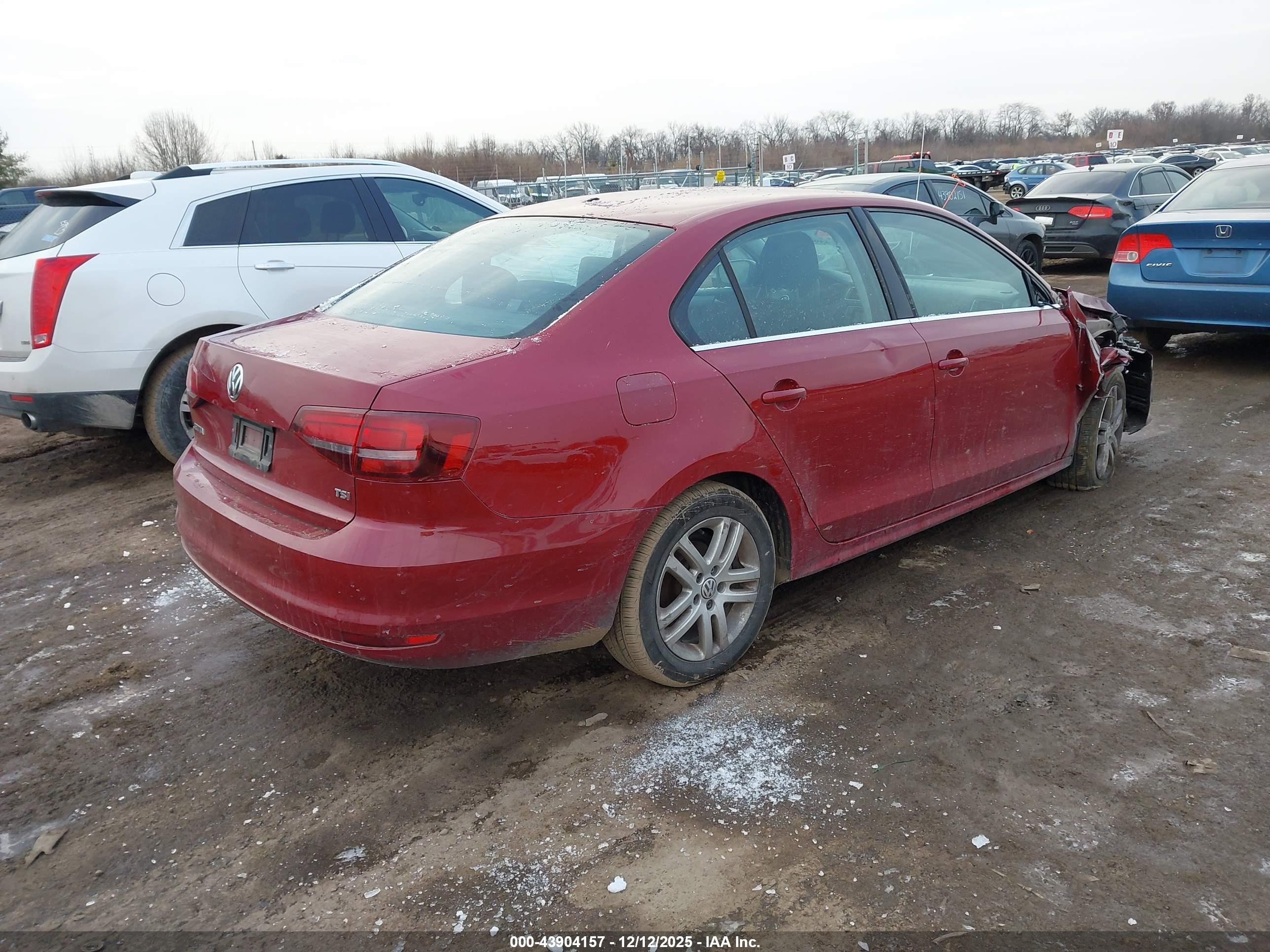 VOLKSWAGEN JETTA image 4