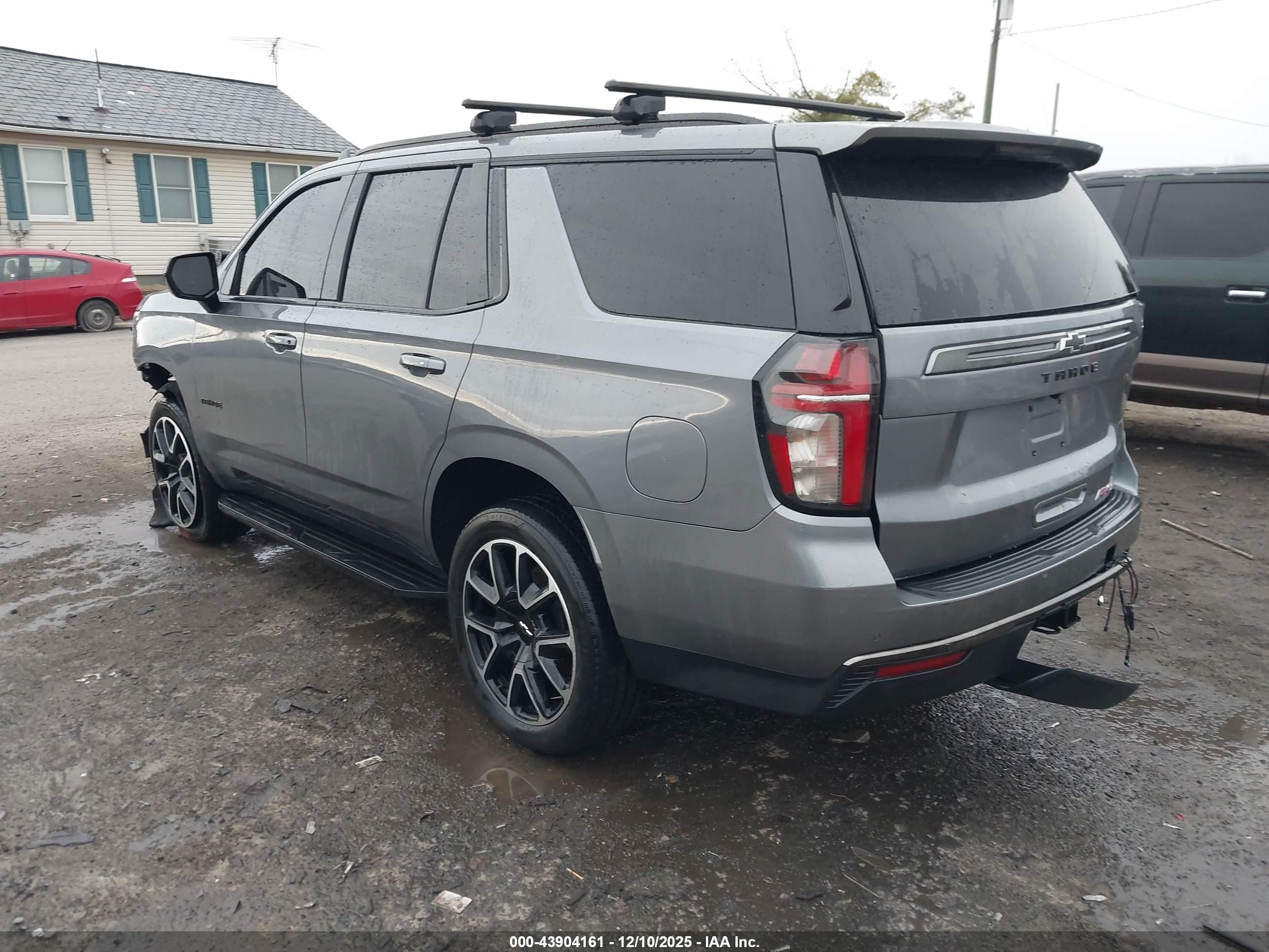 CHEVROLET TAHOE image 3