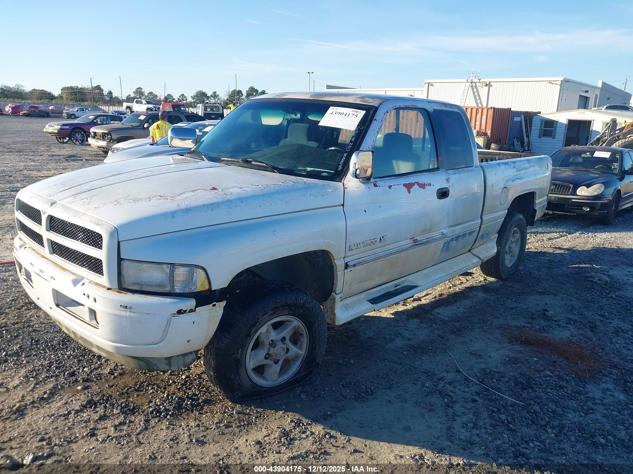 DODGE RAM image 2