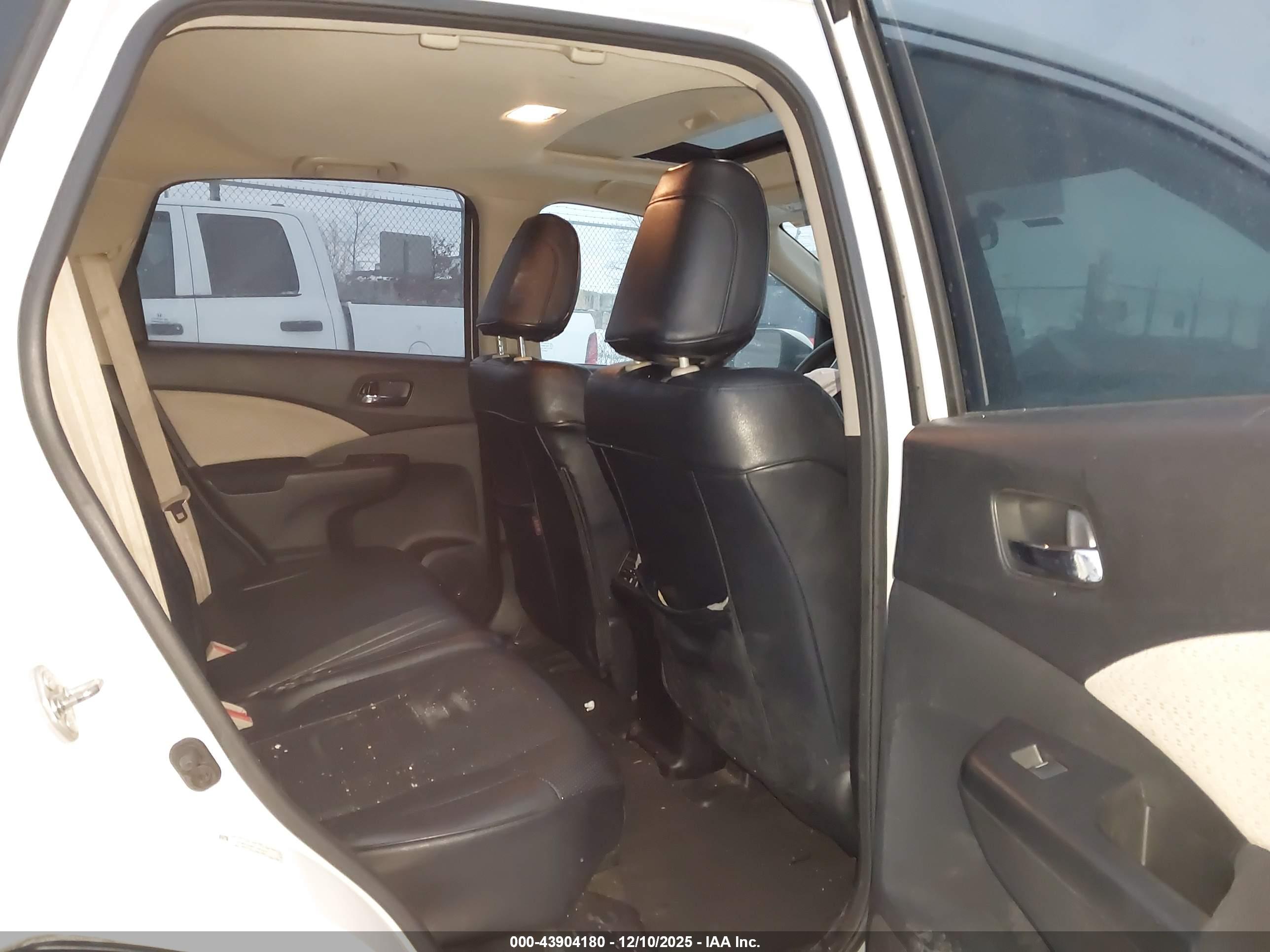 HONDA CR-V image 8