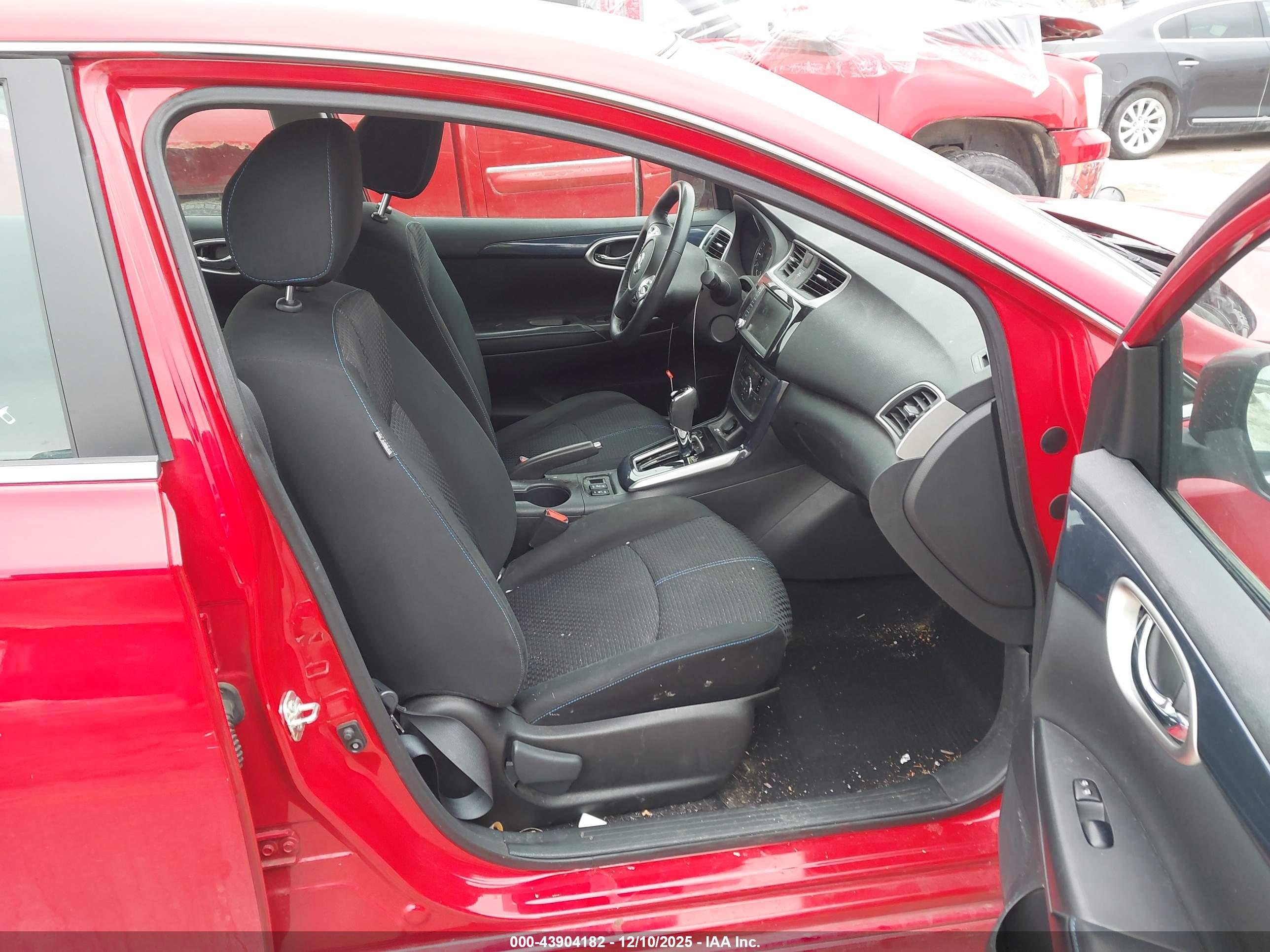 NISSAN SENTRA image 5