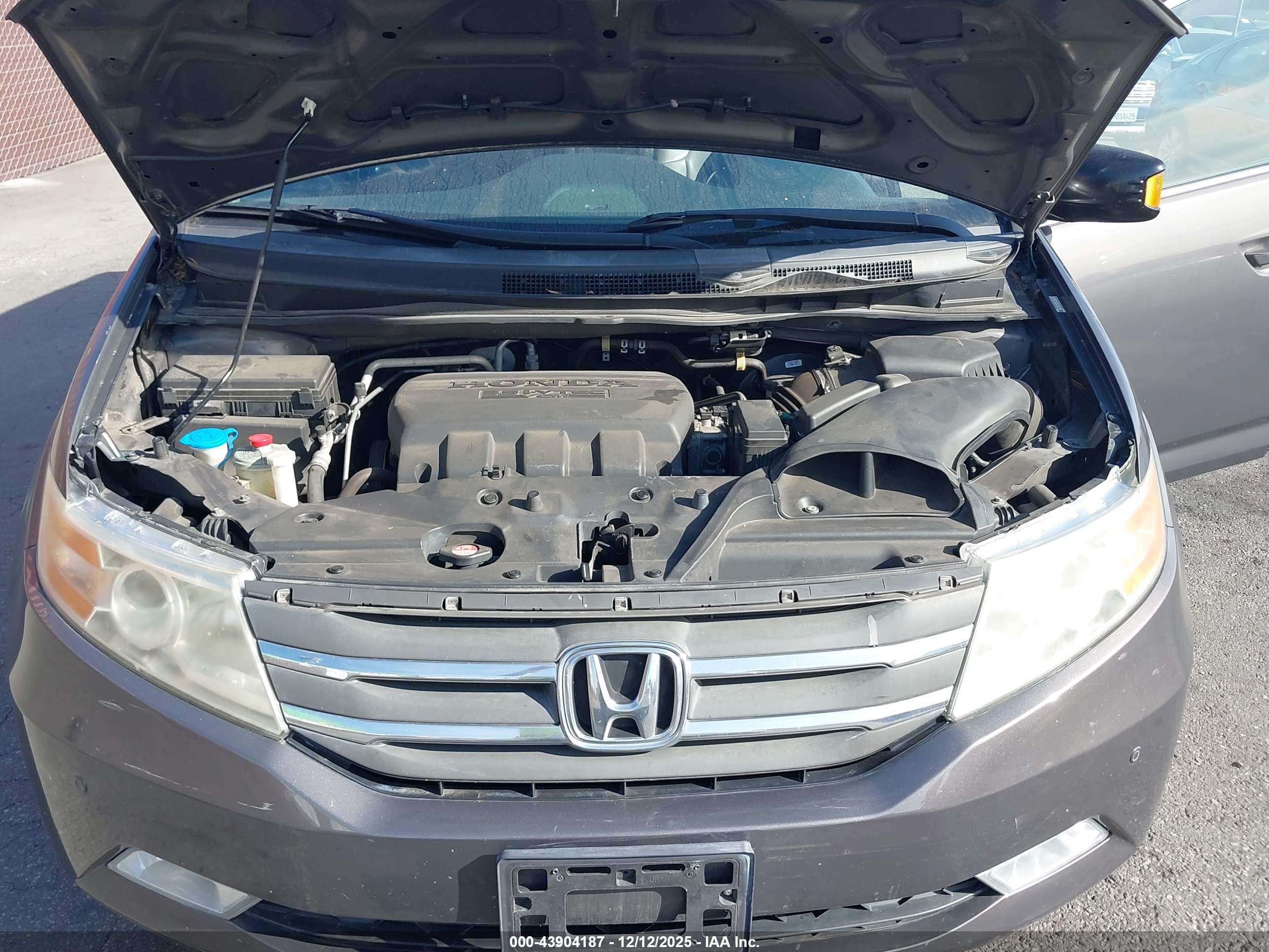 HONDA ODYSSEY image 10