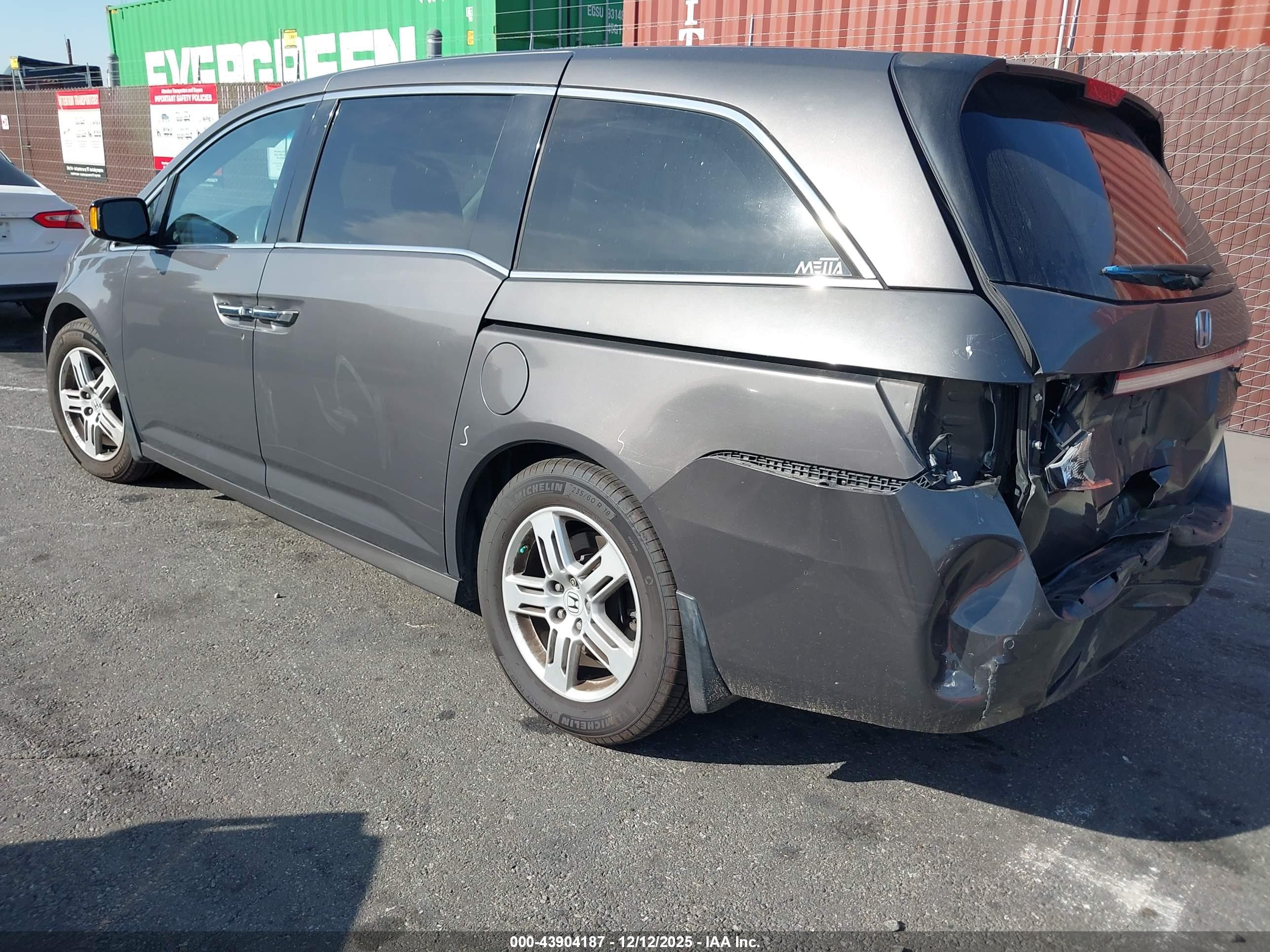 HONDA ODYSSEY image 3