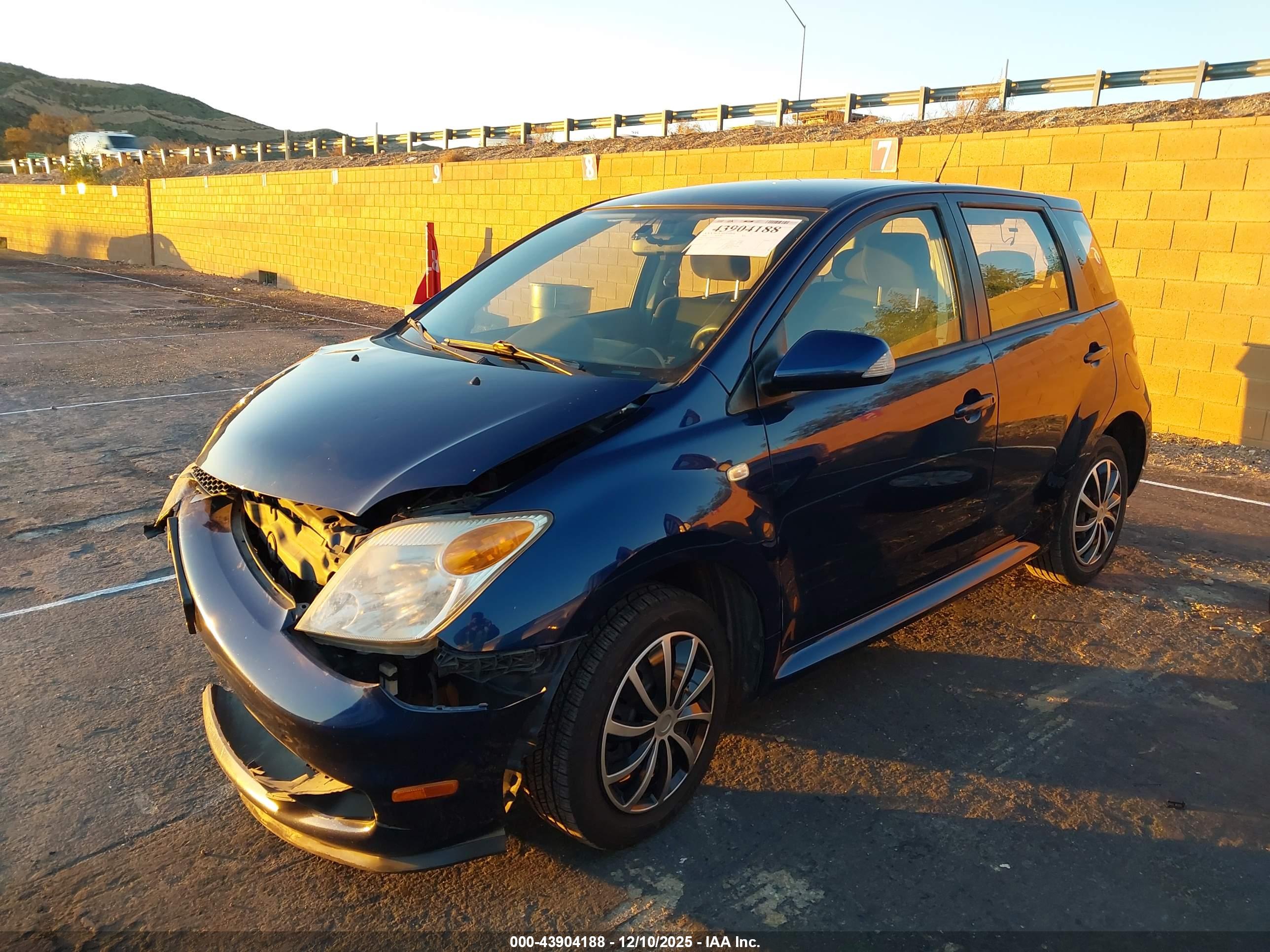 SCION XA image 2