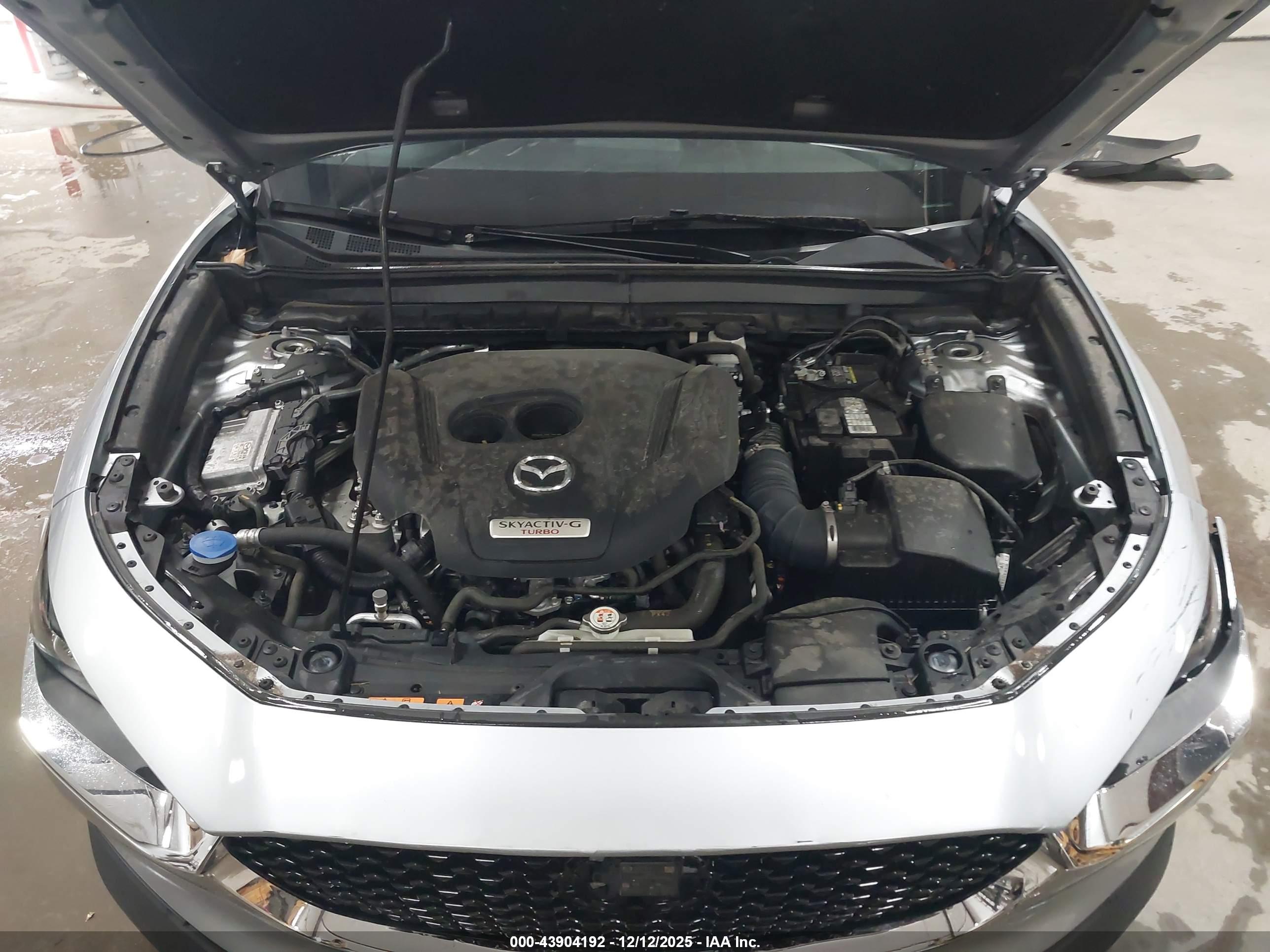 MAZDA CX-30 image 10