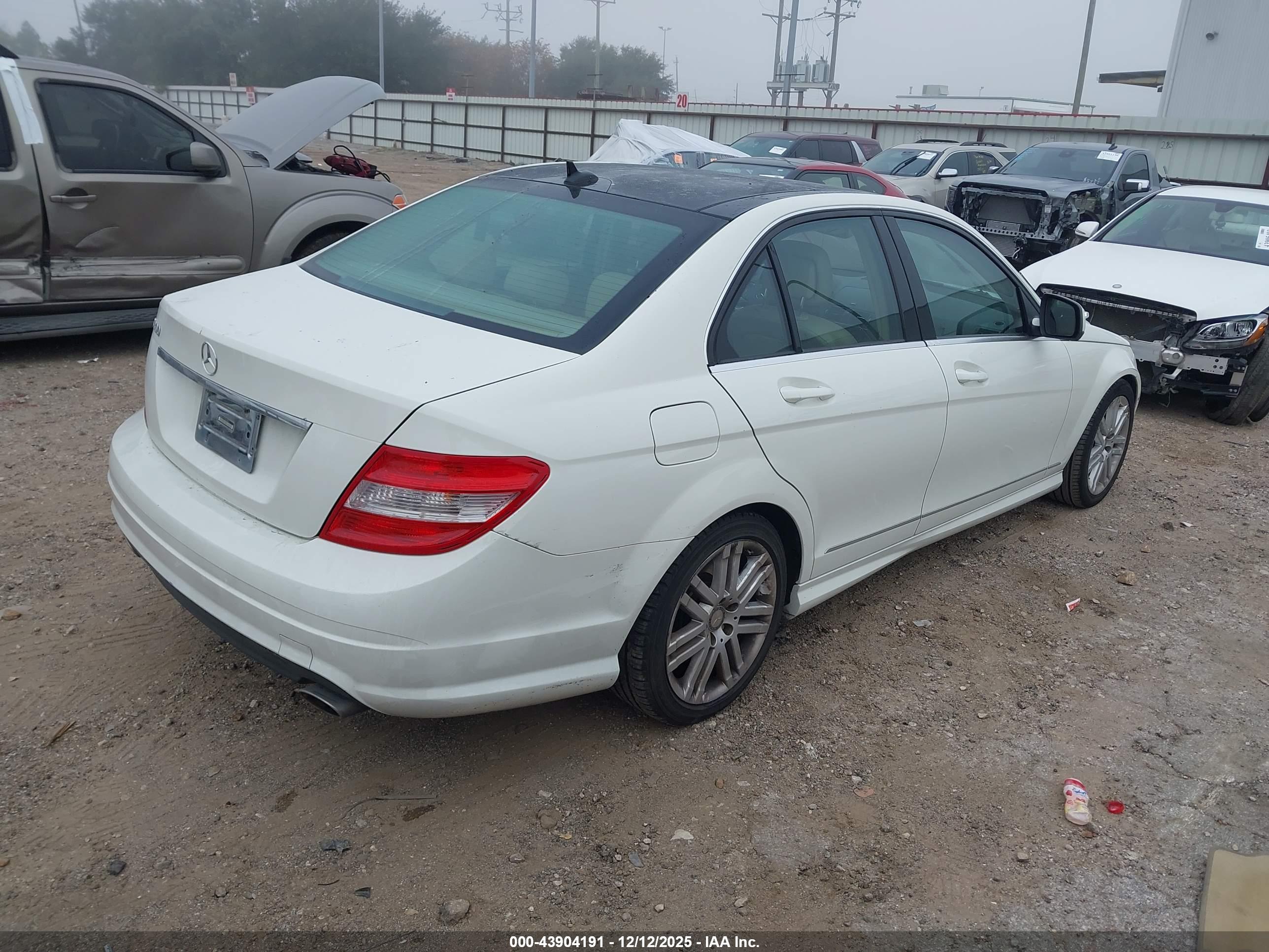 MERCEDES-BENZ C image 4