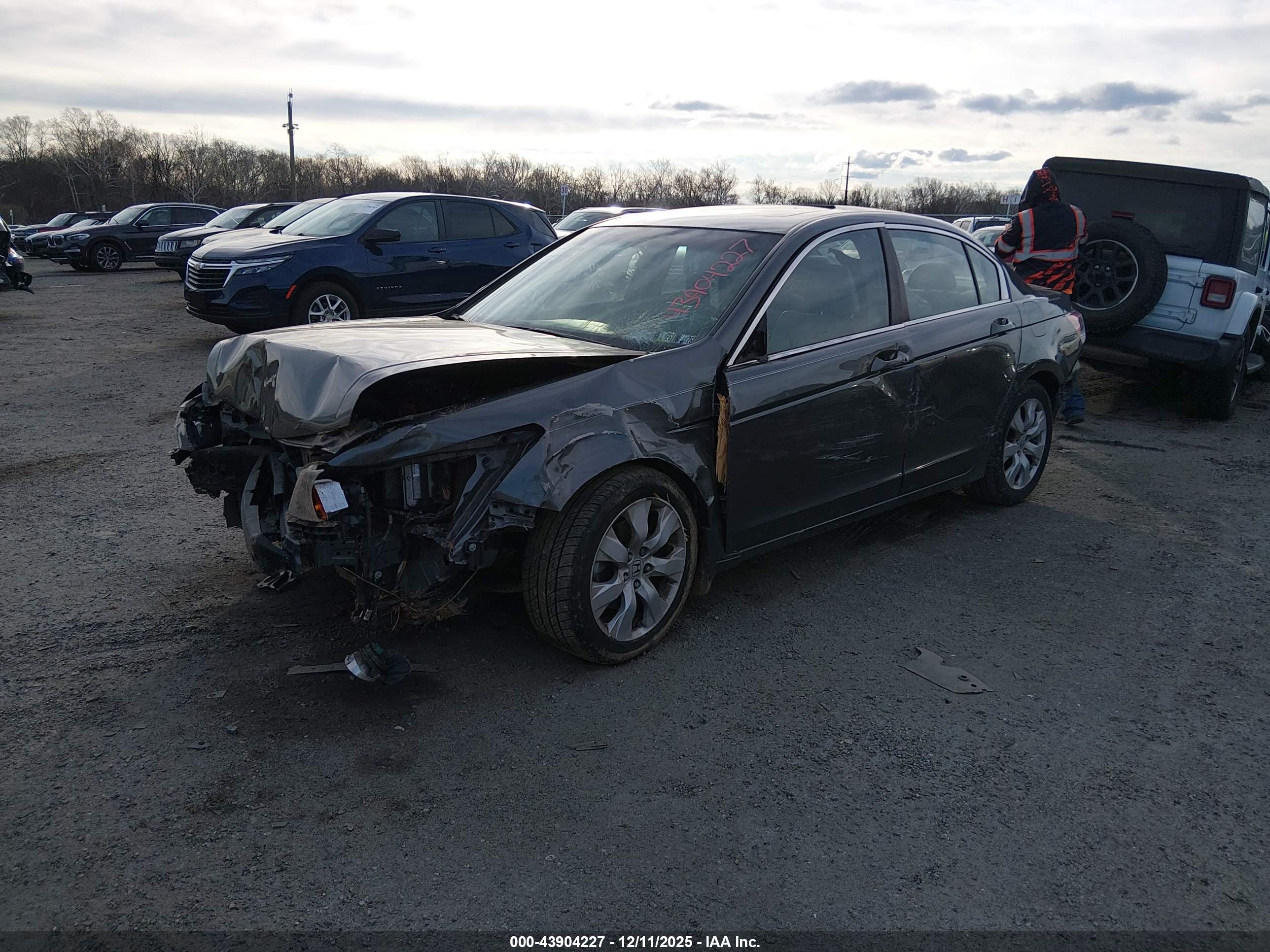 HONDA ACCORD image 2