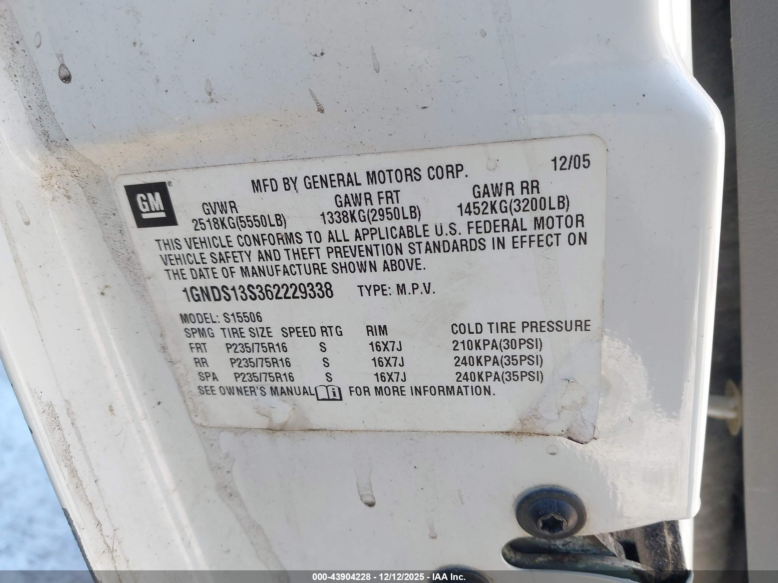 CHEVROLET TRAILBLAZER image 9