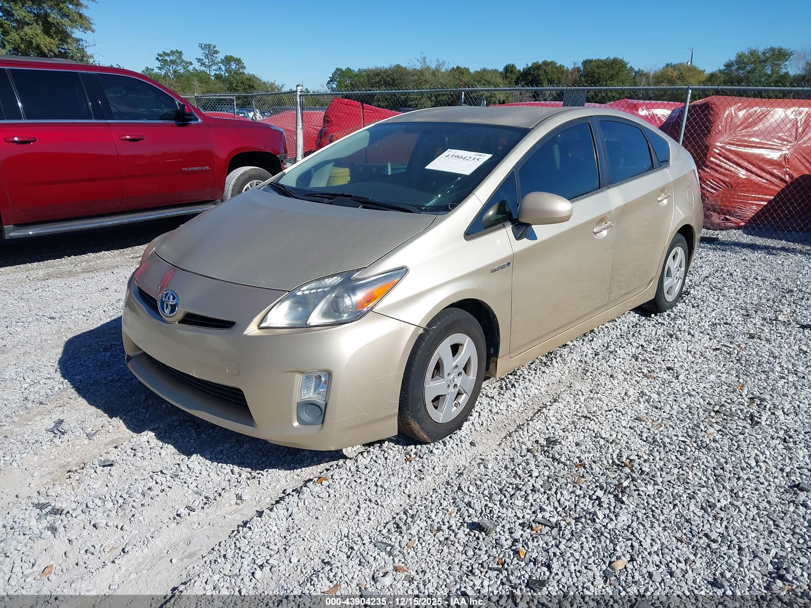 TOYOTA PRIUS image 2
