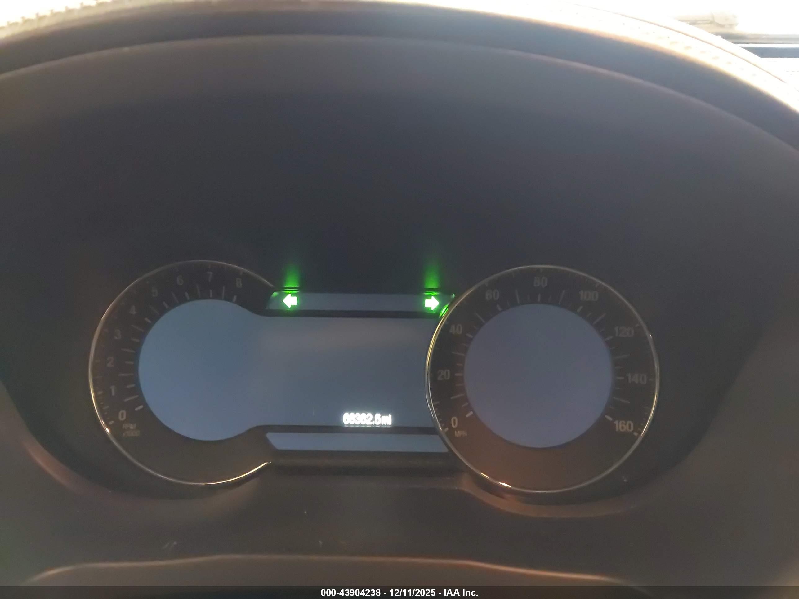 FORD EXPLORER image 7