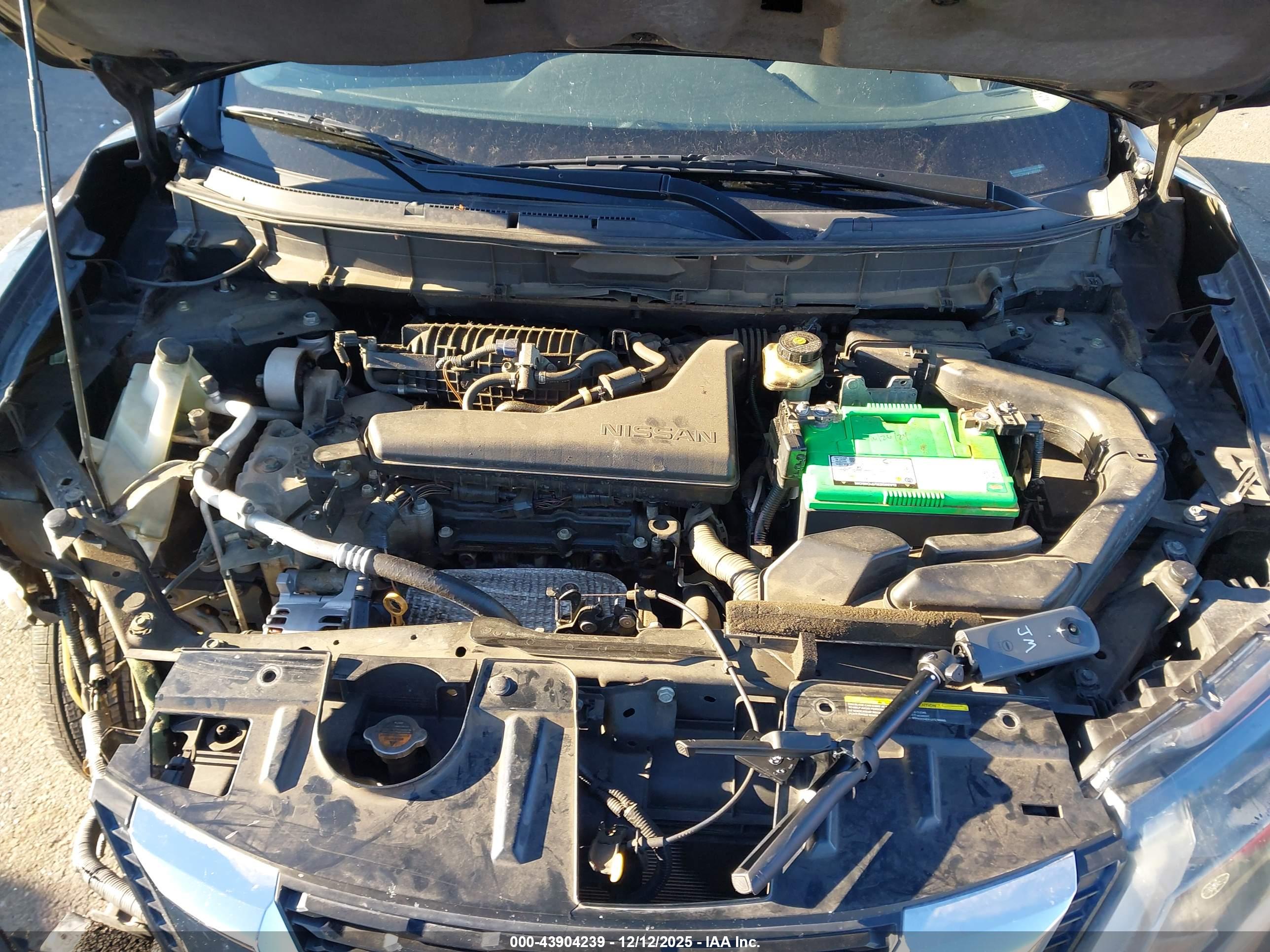 NISSAN ROGUE image 10
