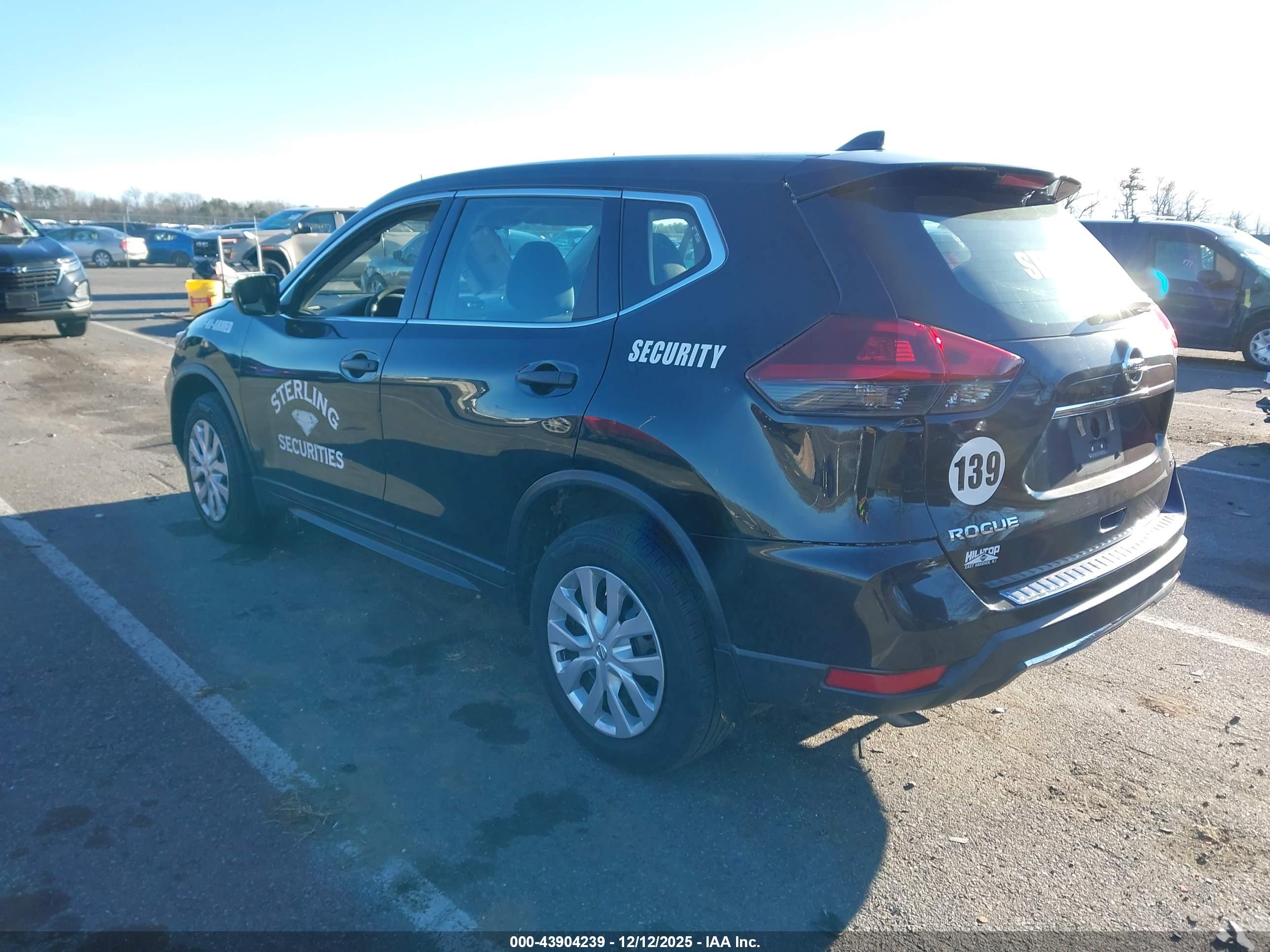 NISSAN ROGUE image 3