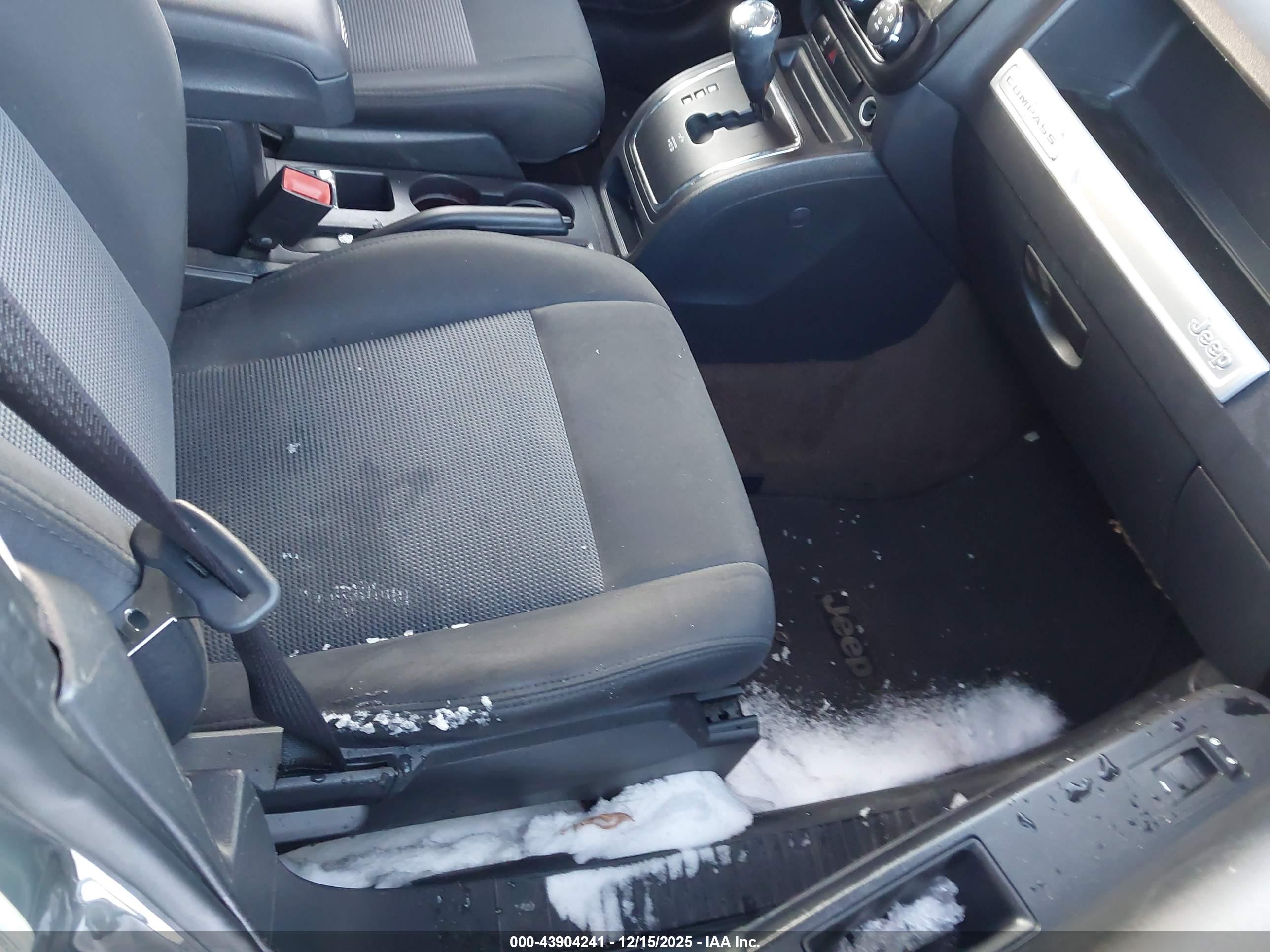 JEEP COMPASS image 5