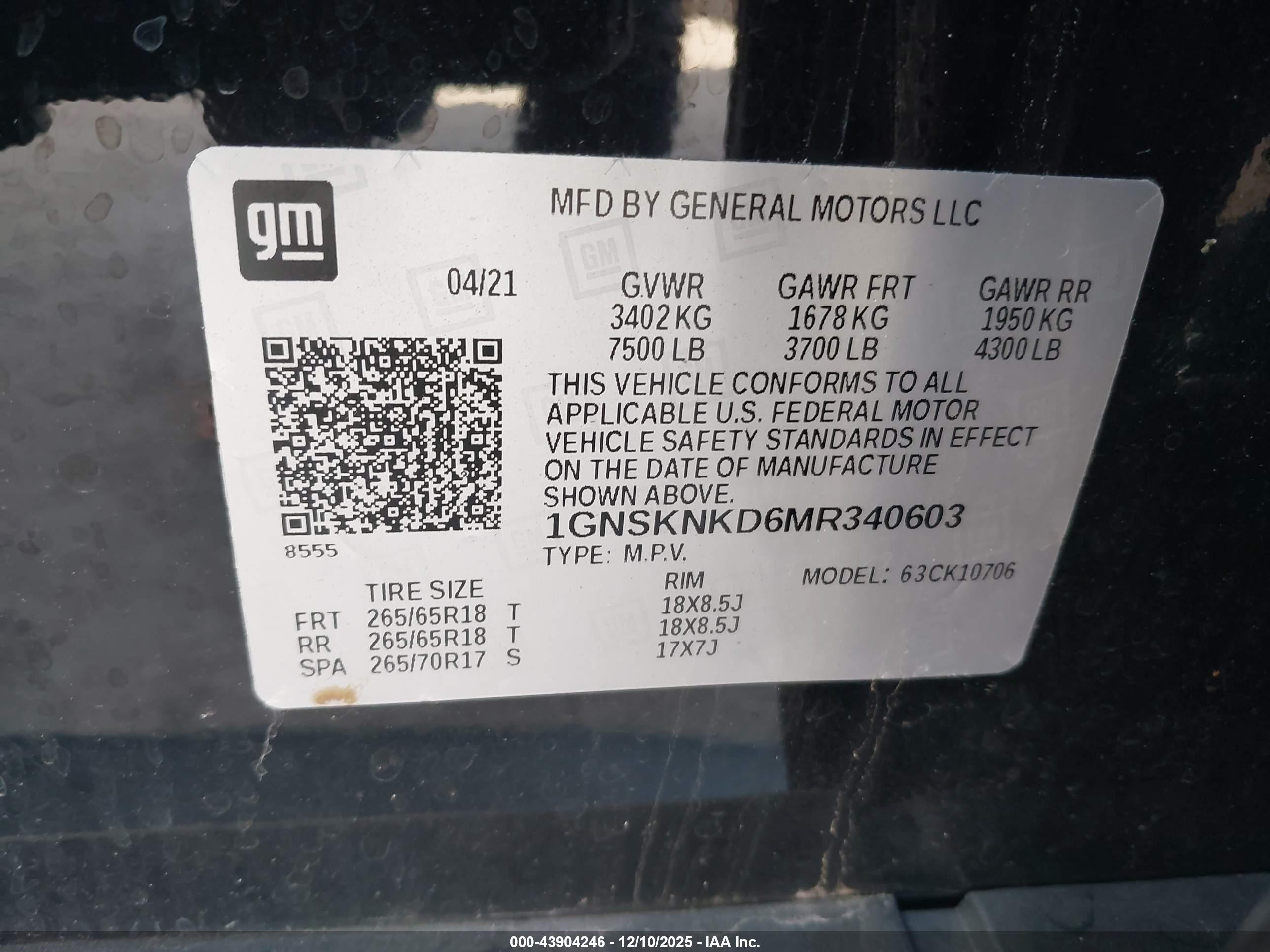 CHEVROLET TAHOE image 9