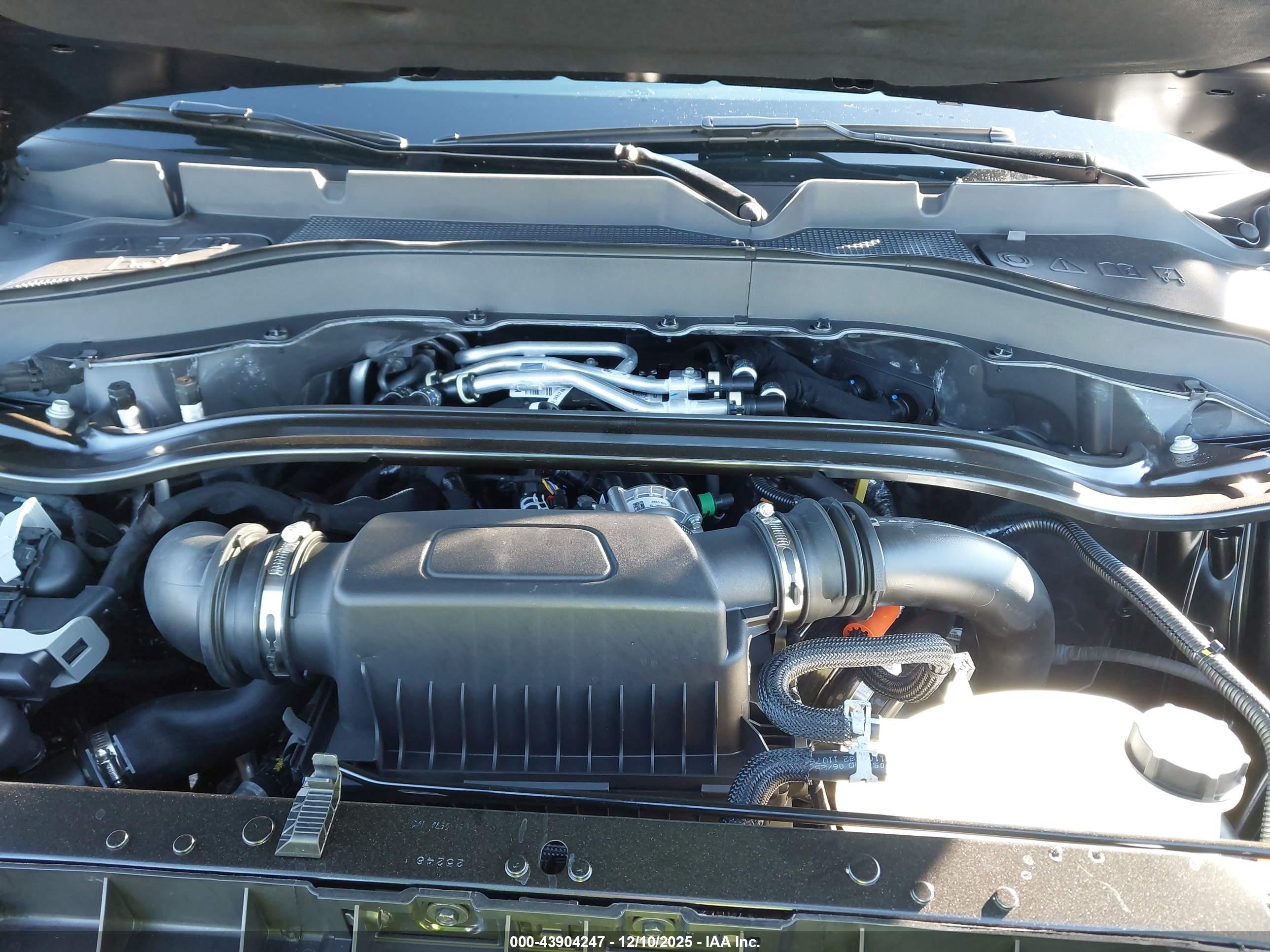 FORD EXPLORER image 10