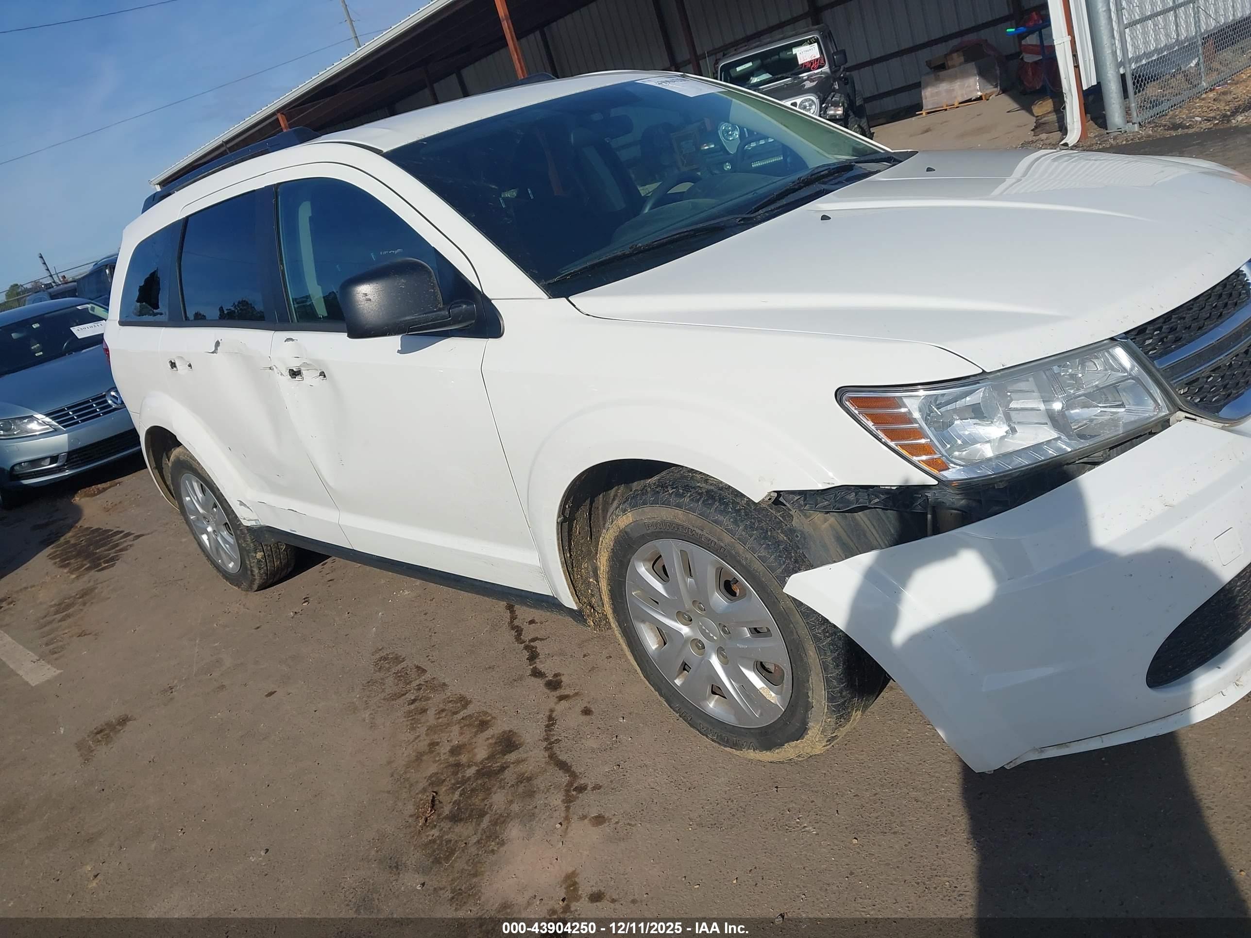 DODGE JOURNEY image 6