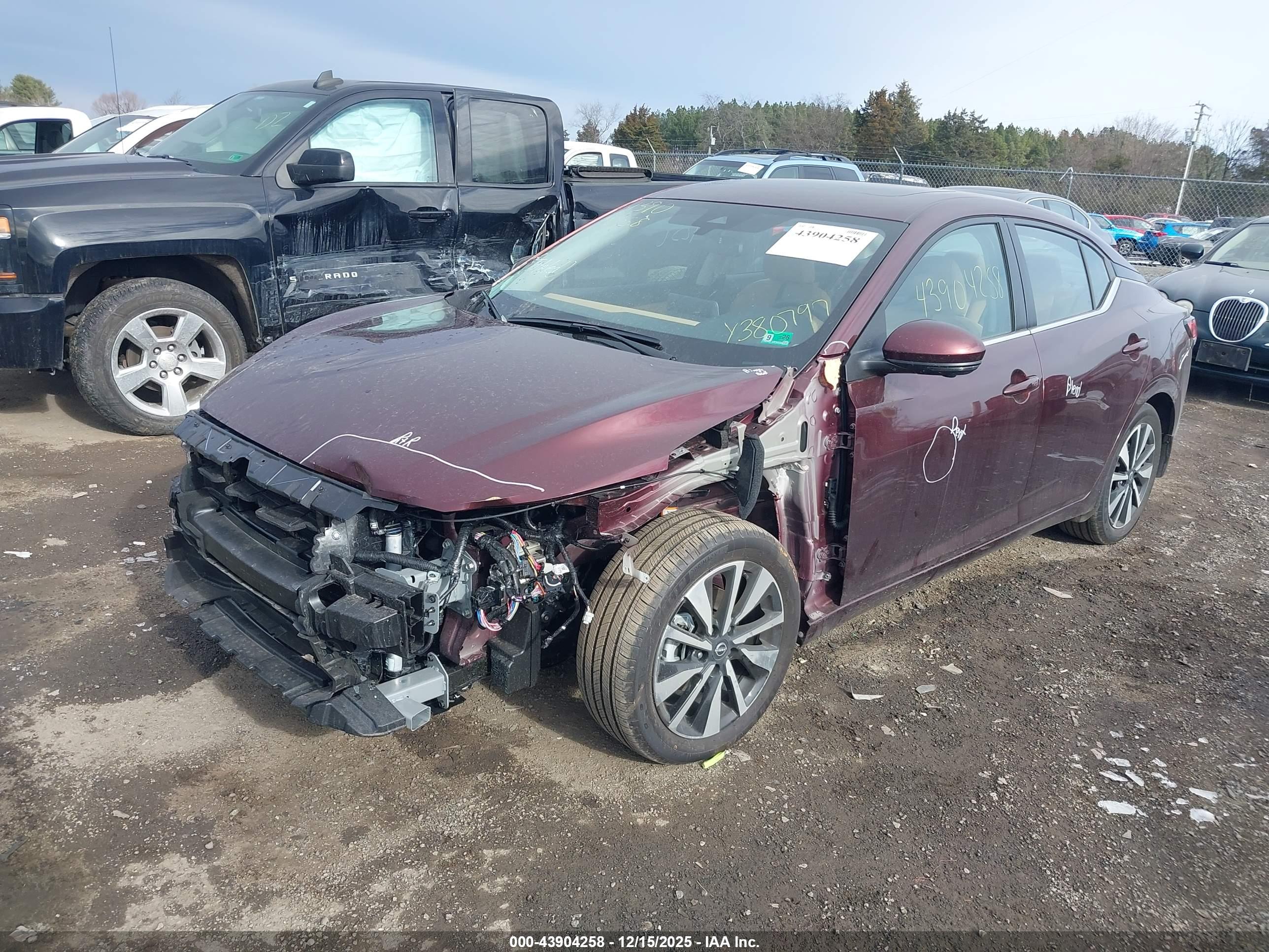 NISSAN SENTRA image 6
