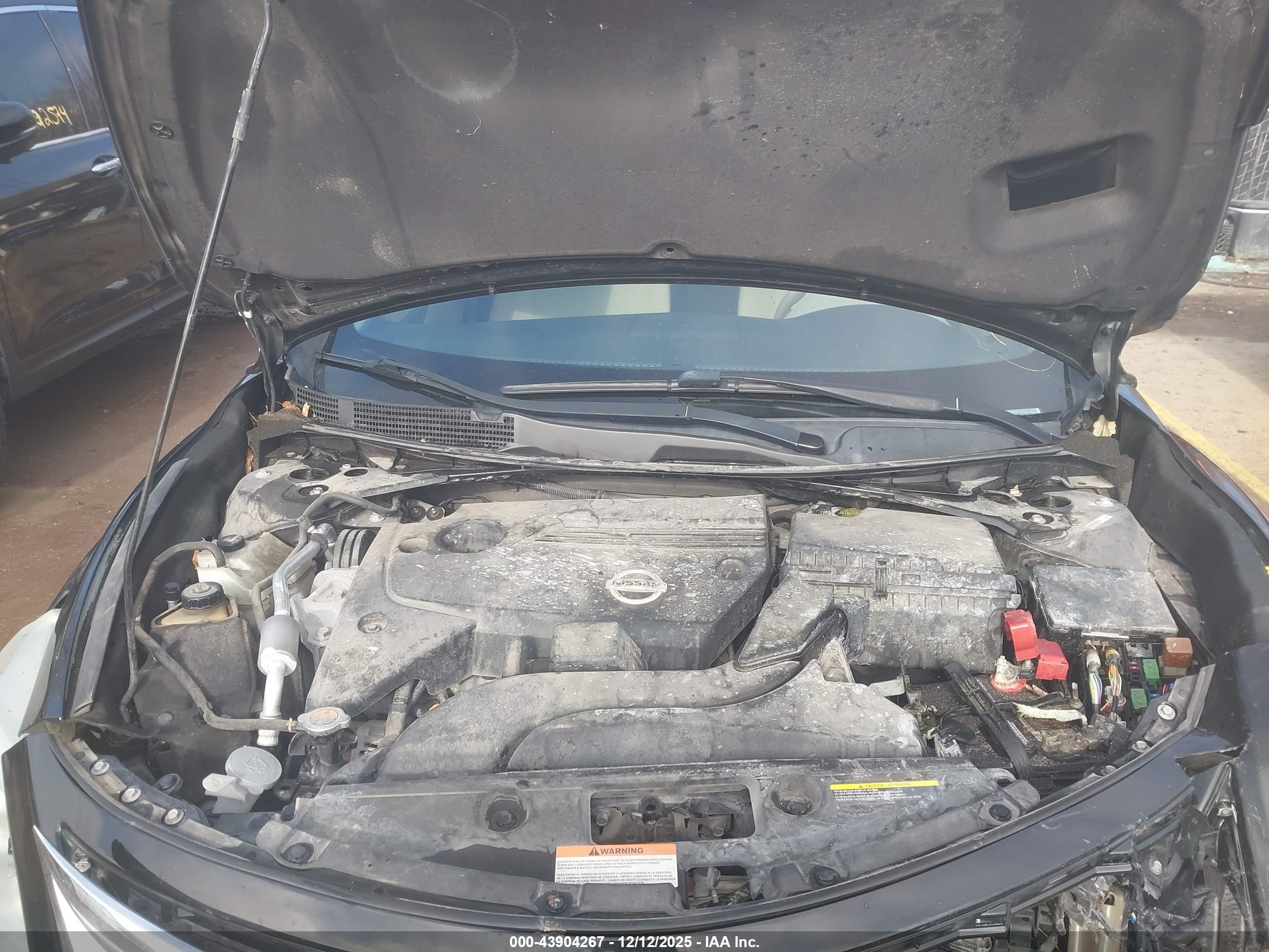 NISSAN ALTIMA image 10