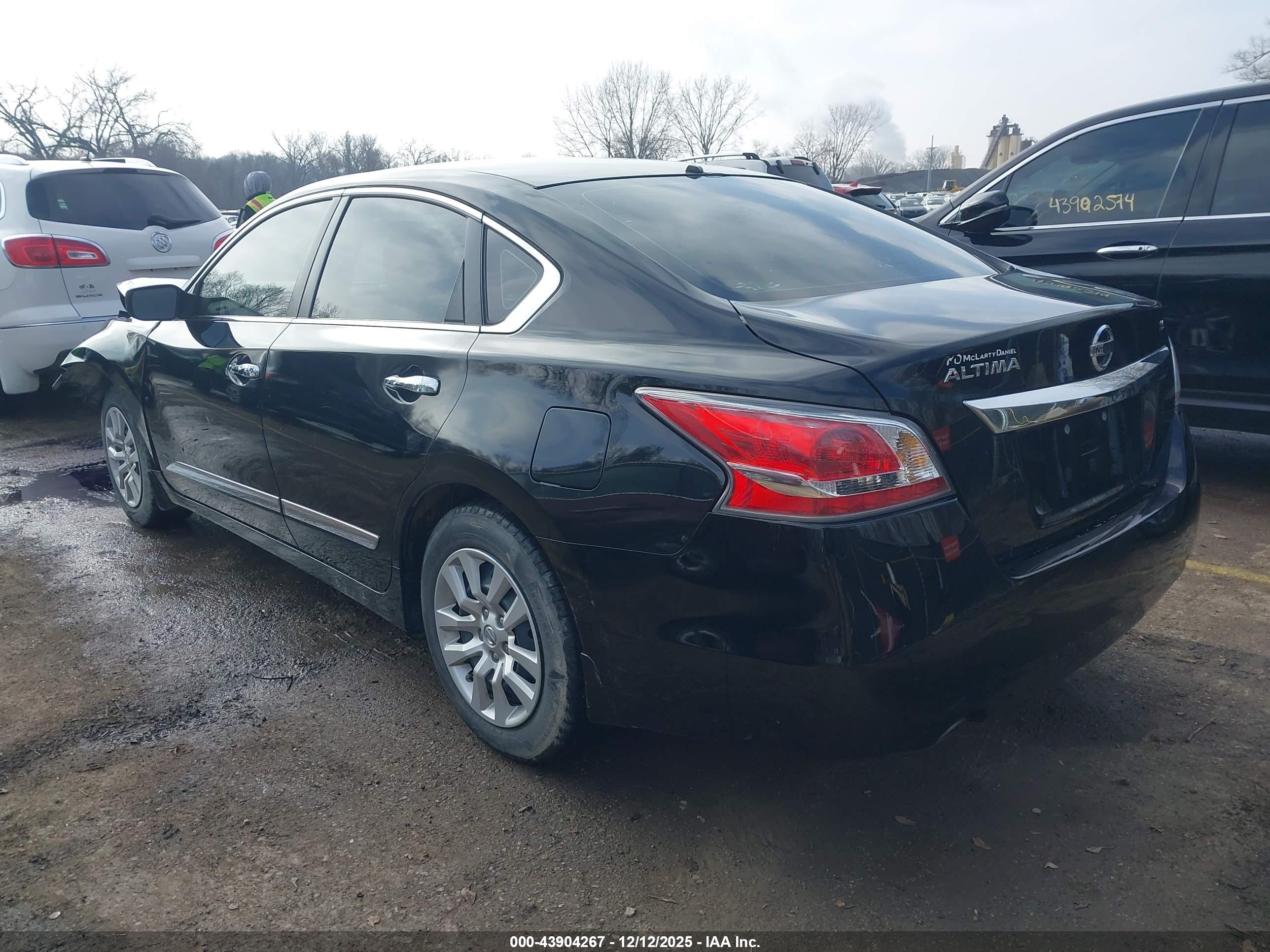NISSAN ALTIMA image 3