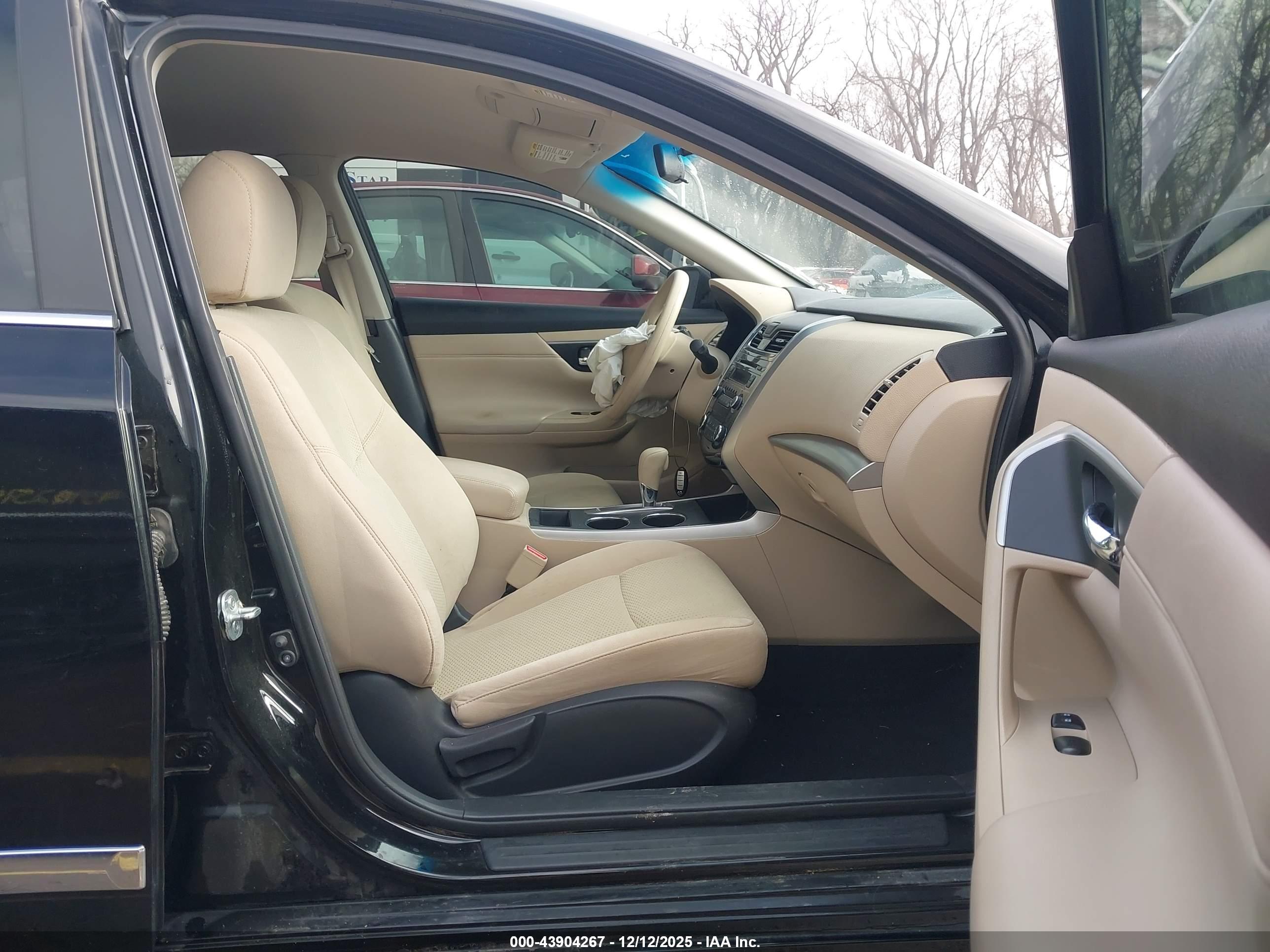NISSAN ALTIMA image 5